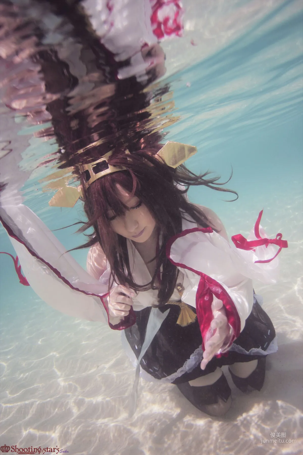 绫香 (Saku サク) 《Kantai Collection》Kongou(金剛) [Shooting Star's] 寫真集 21