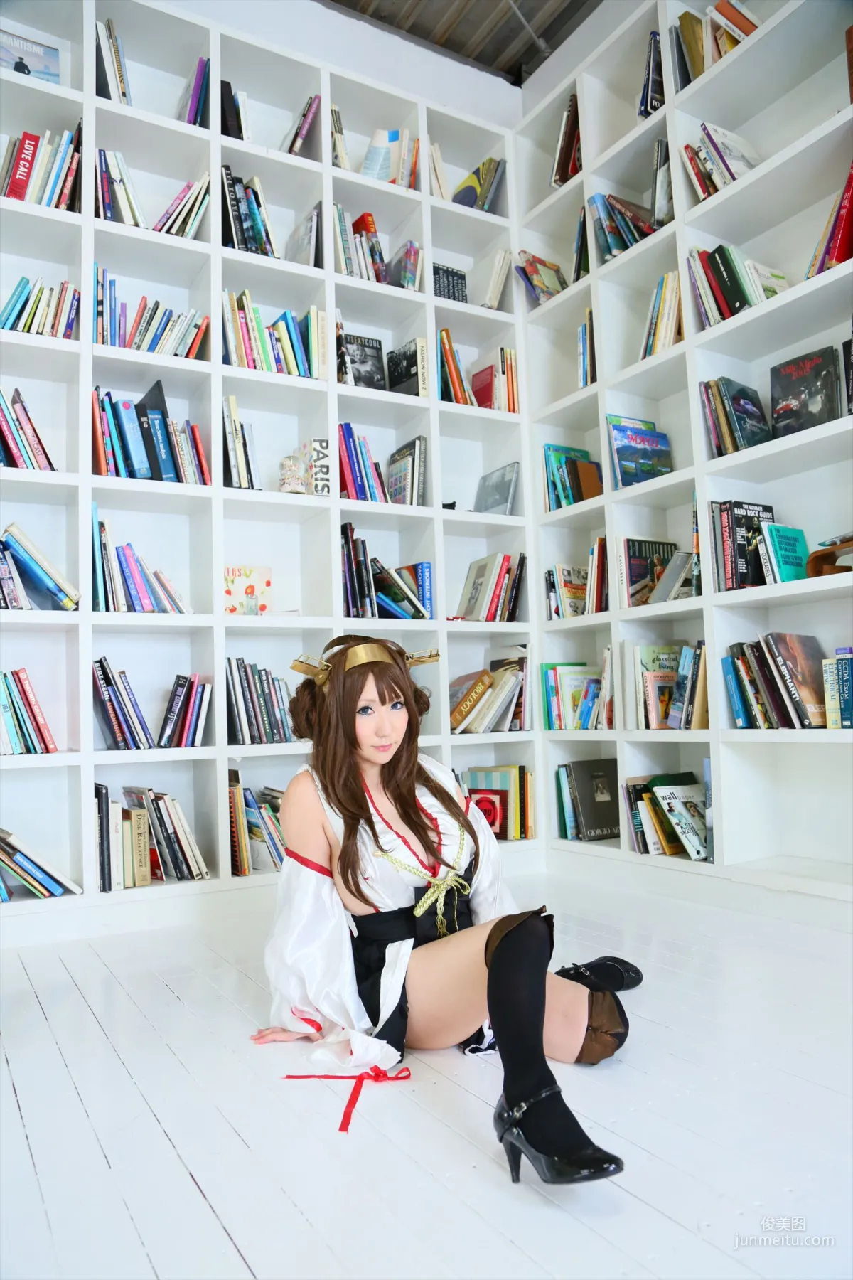 绫香 (Sakuサク) 《Kantai Collection》Kongou 第二部 [Shooting Star's] 寫真集 5
