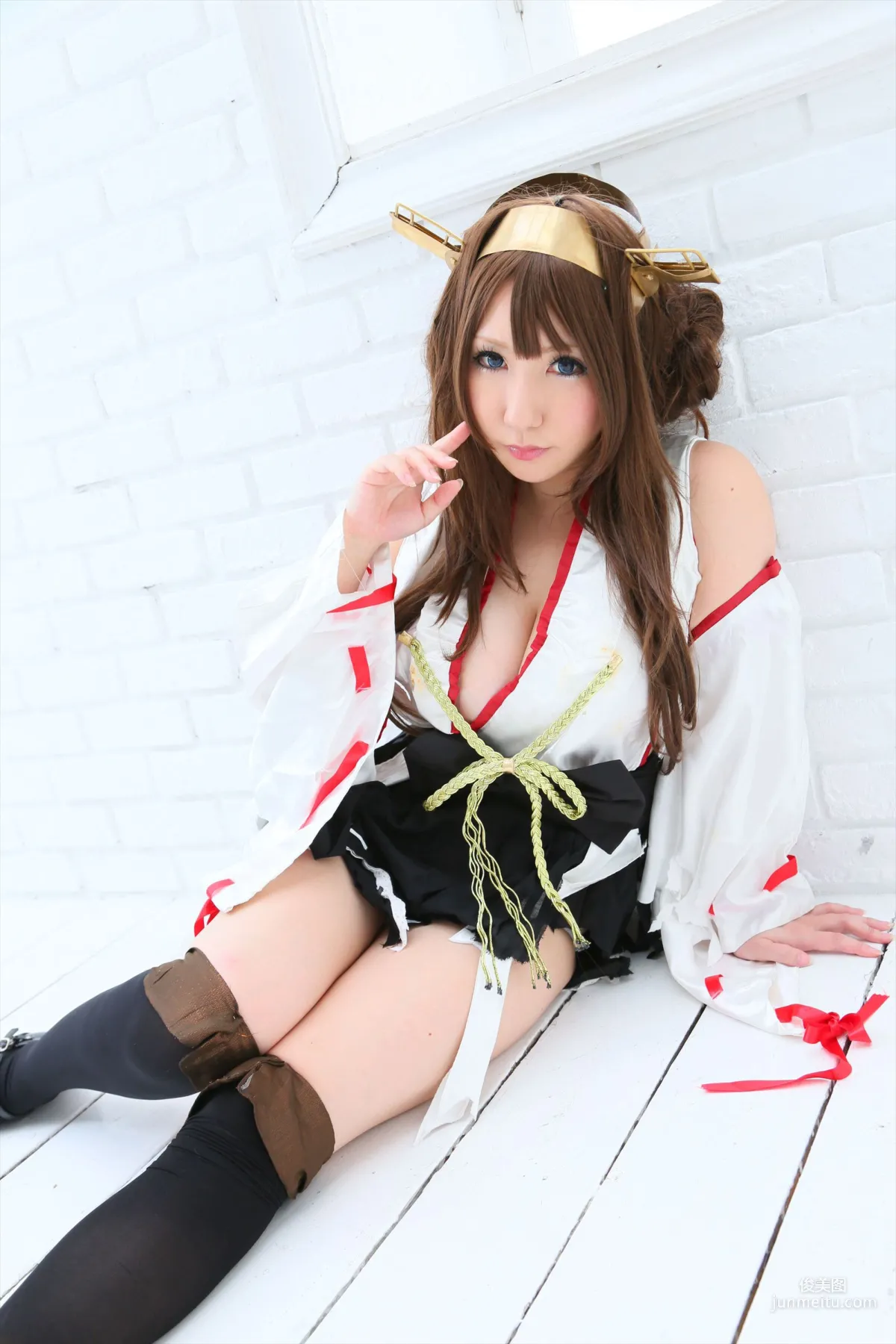绫香 (Sakuサク) 《Kantai Collection》Kongou 第二部 [Shooting Star's] 寫真集 15