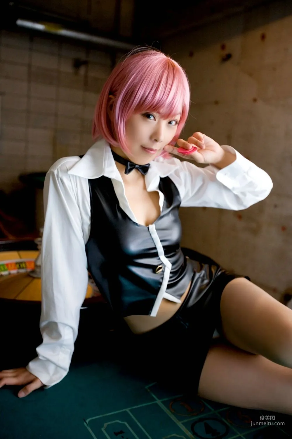 橘みなみ (Tachibana Minami) 《賭場少女》理歐・羅倫斯 3Sets 寫真集 21