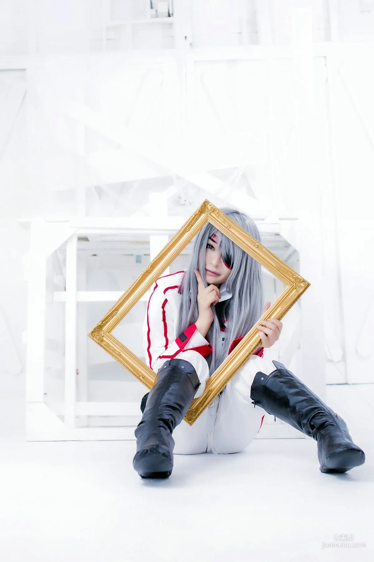 円ちゃみ 《Infinite Stratos》Laura Bodewig [sophillia] 寫真集 76