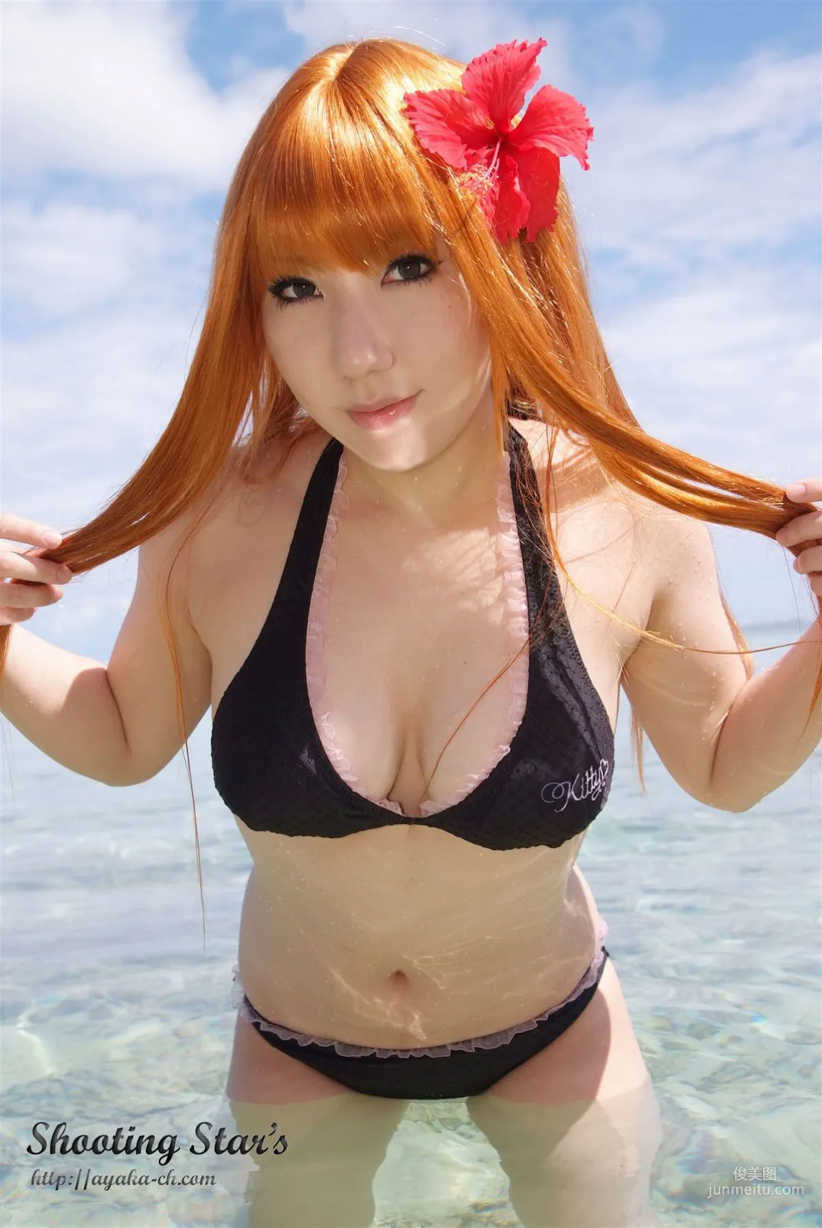 绫香 (サク Saku Ayaka) 《DEAD OR ALIVE XTREME『Cassis Orange』》 写真集14