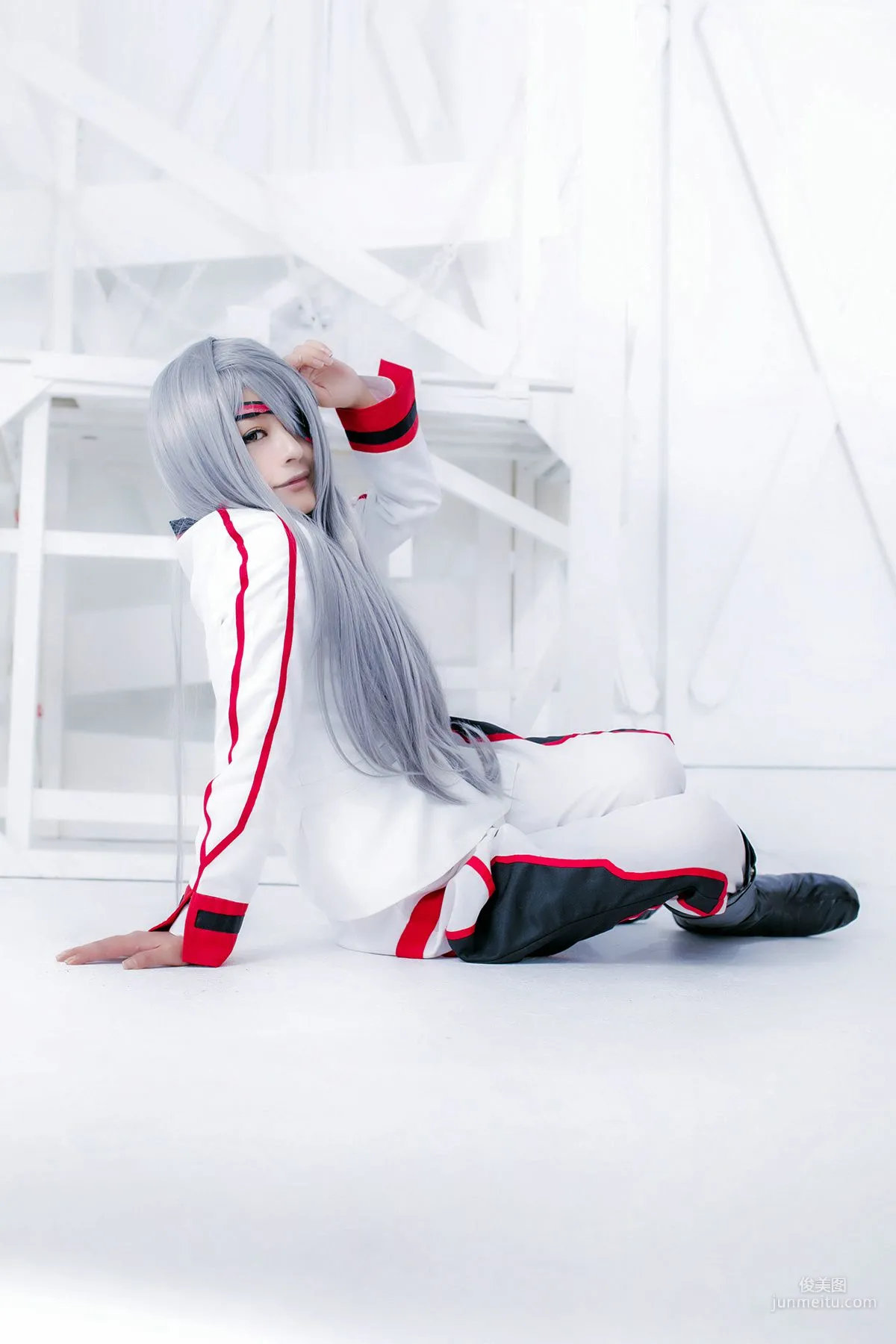 円ちゃみ 《Infinite Stratos》Laura Bodewig [sophillia] 寫真集 78