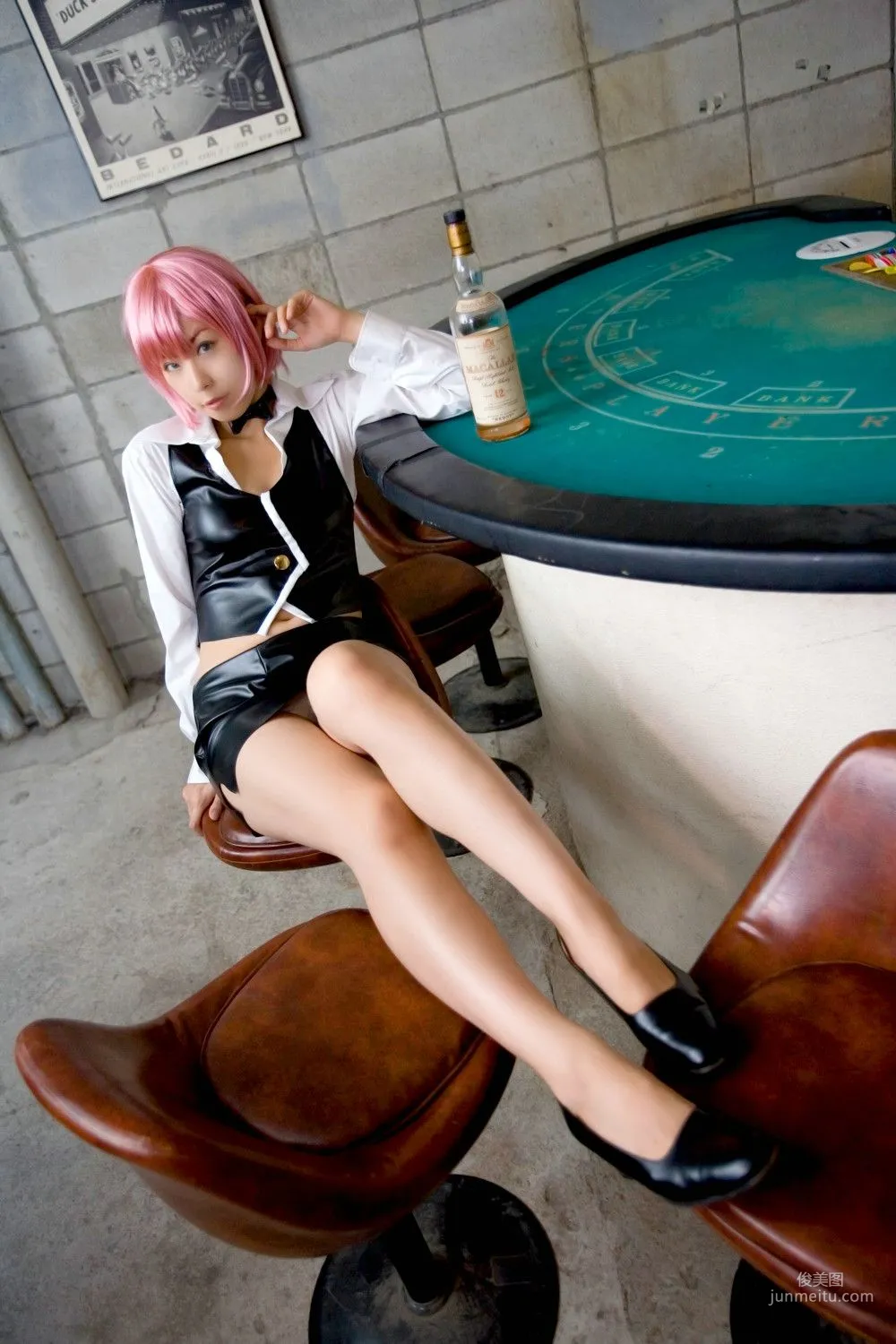 橘みなみ (Tachibana Minami) 《賭場少女》理歐・羅倫斯 3Sets 寫真集 28