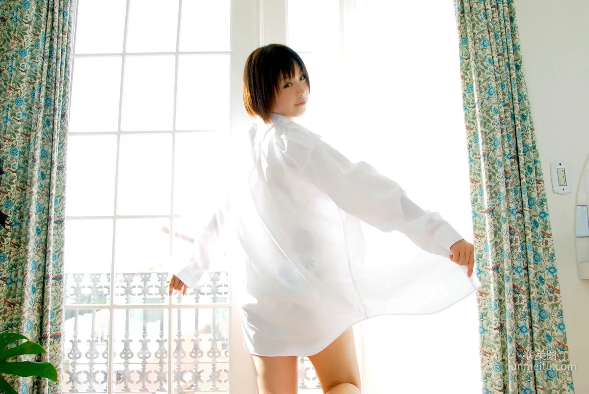 橘みなみ (Tachibana Minami) 《賭場少女》理歐・羅倫斯 3Sets 寫真集 70