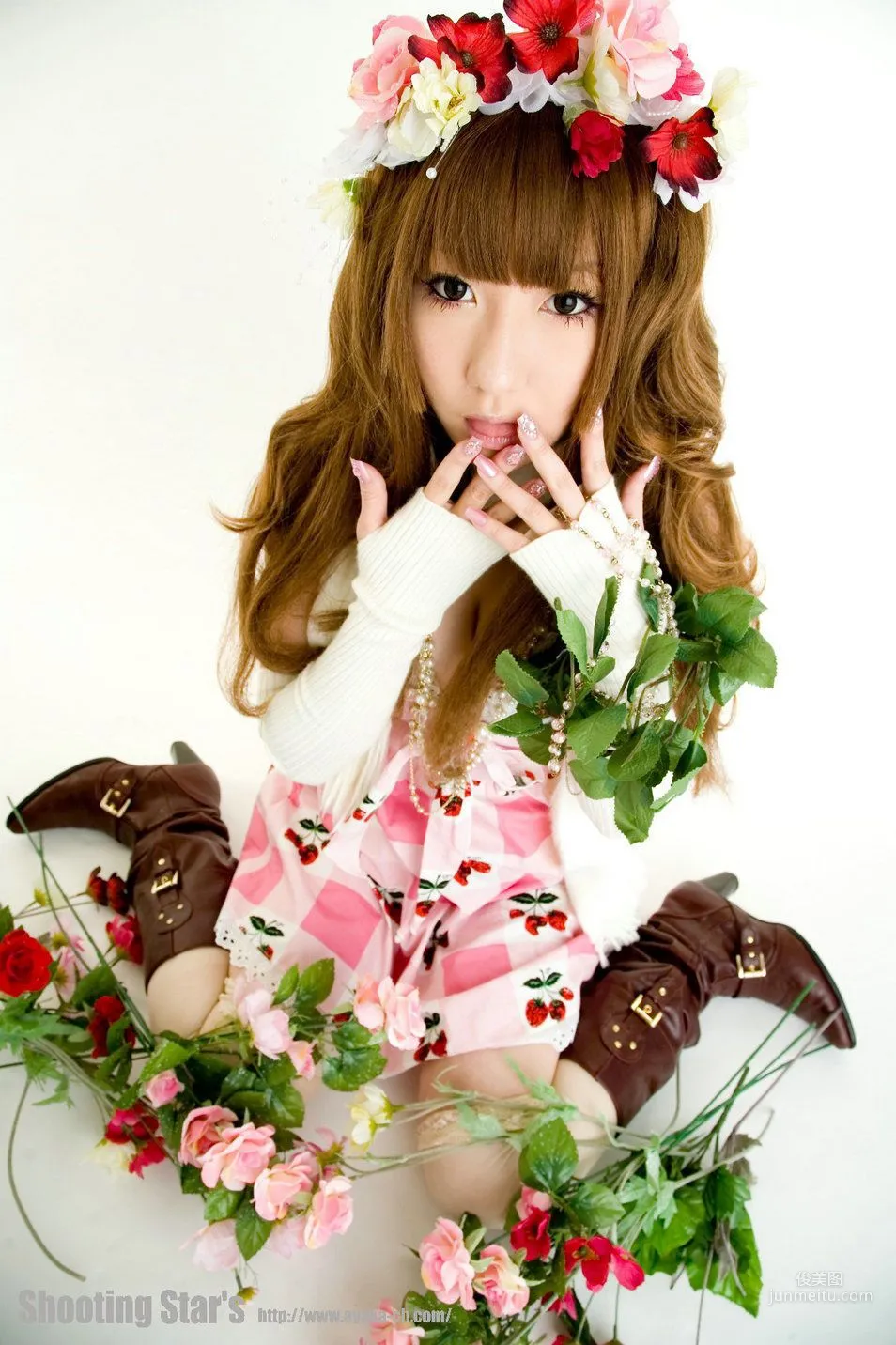 绫香 (Sakuサク) [Hana-Ori] Gothic Lolita 寫真集 59