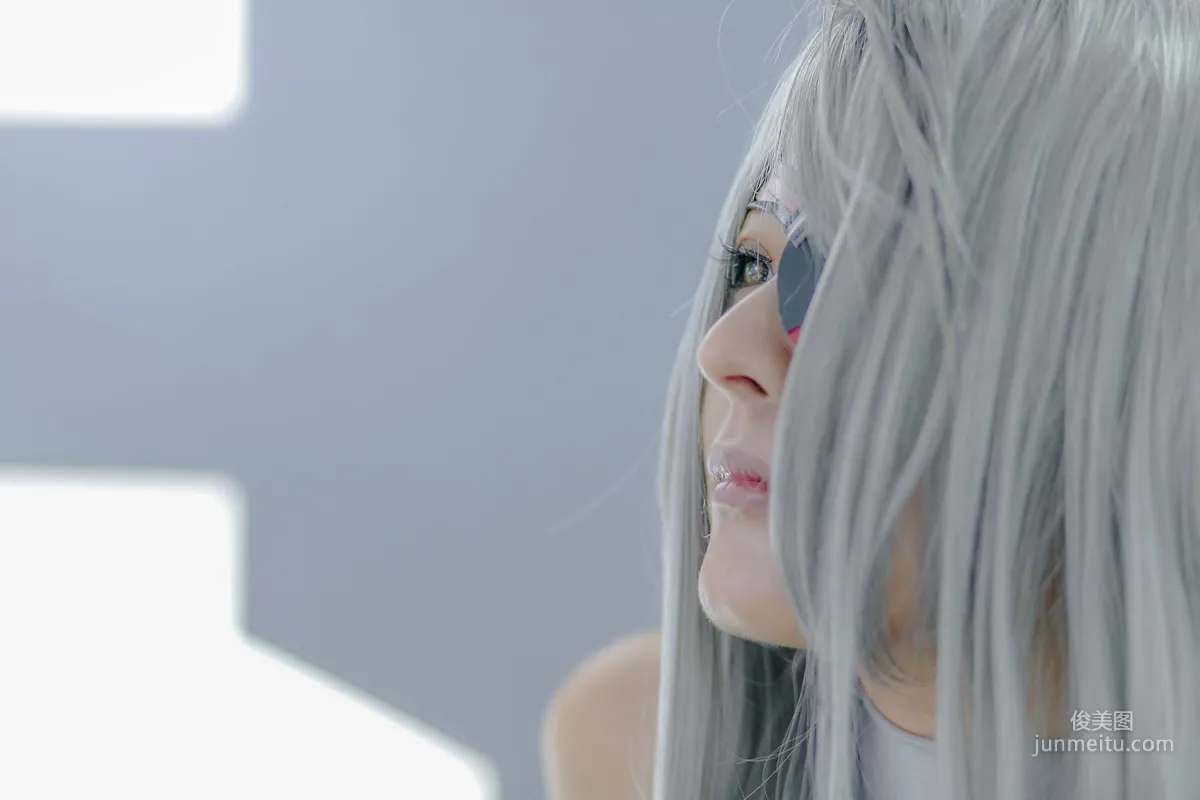 円ちゃみ 《Infinite Stratos》Laura Bodewig [sophillia] 寫真集 52