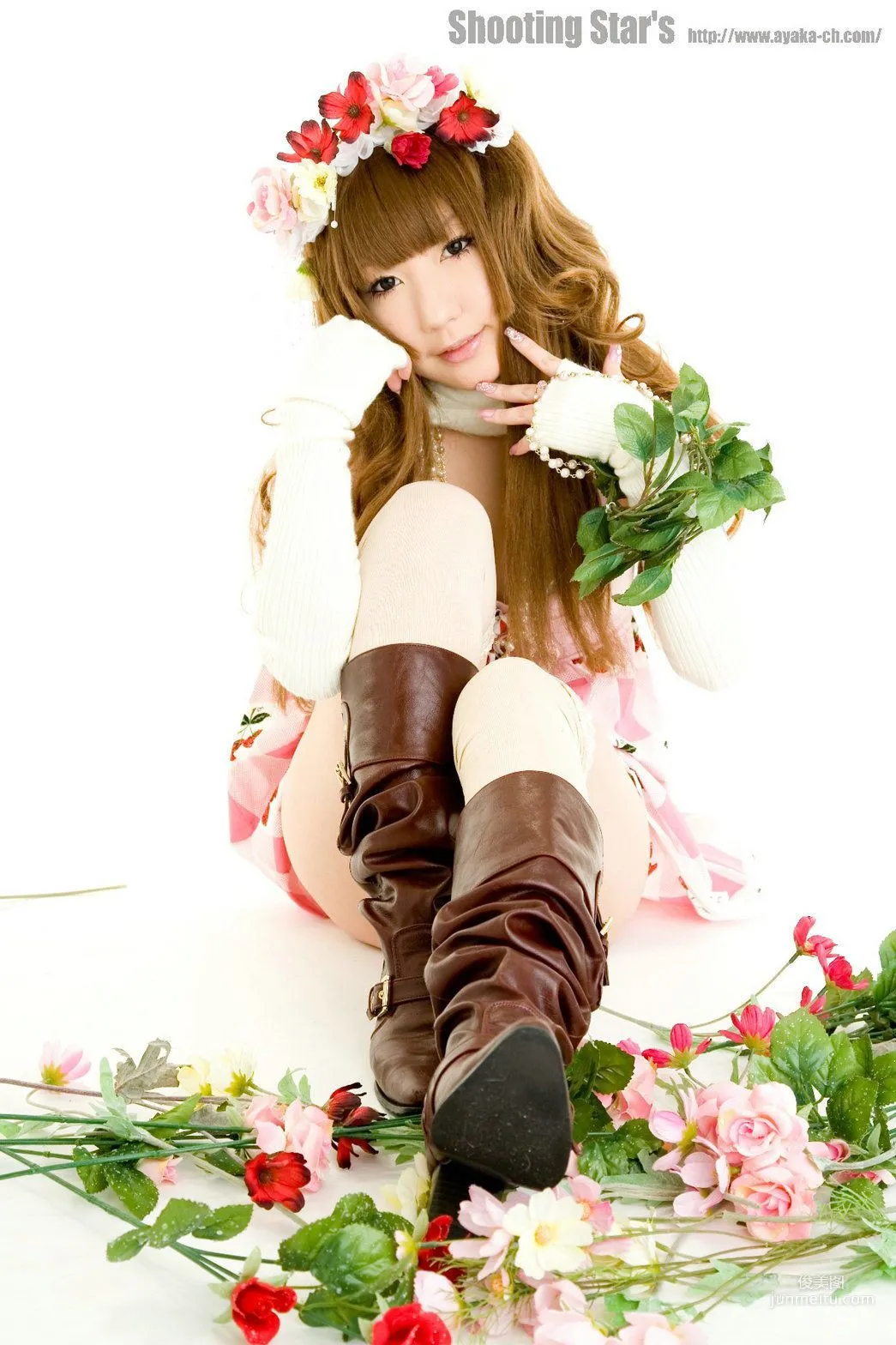 绫香 (Sakuサク) [Hana-Ori] Gothic Lolita 寫真集 76