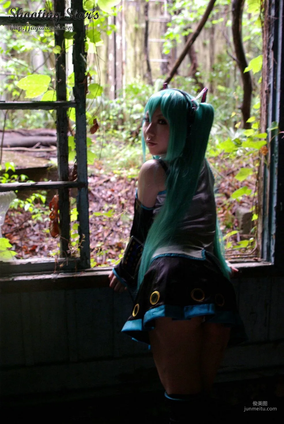サク (绫香 Saku Ayaka) 《VOCALOID》Hatsune Miku [Shooting Star's] 寫真集 54