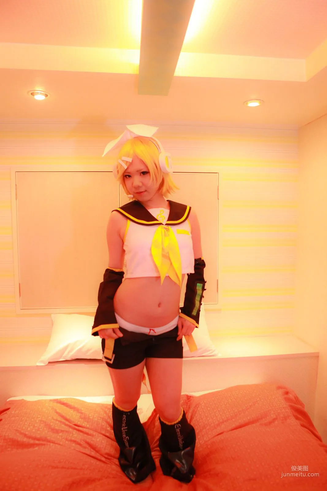 田中まな《VOCALOID》鏡音リン [Cosplay Channel] 寫真集 4