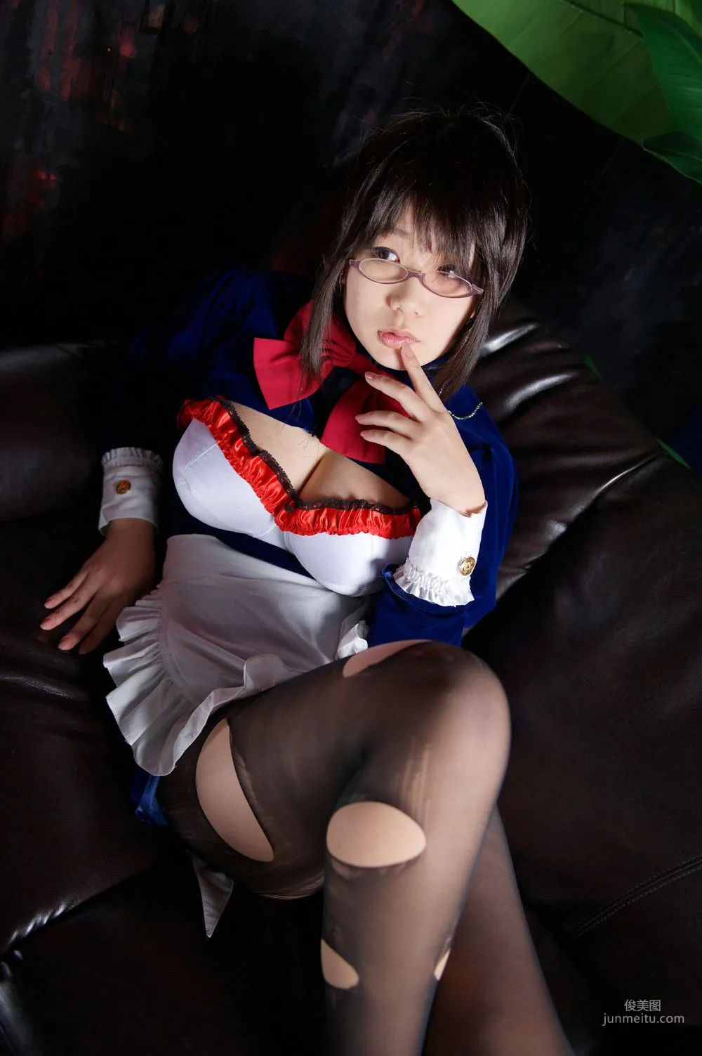 チョコボール向囲 《Unknown Character女仆眼鏡娘》 寫真集 80