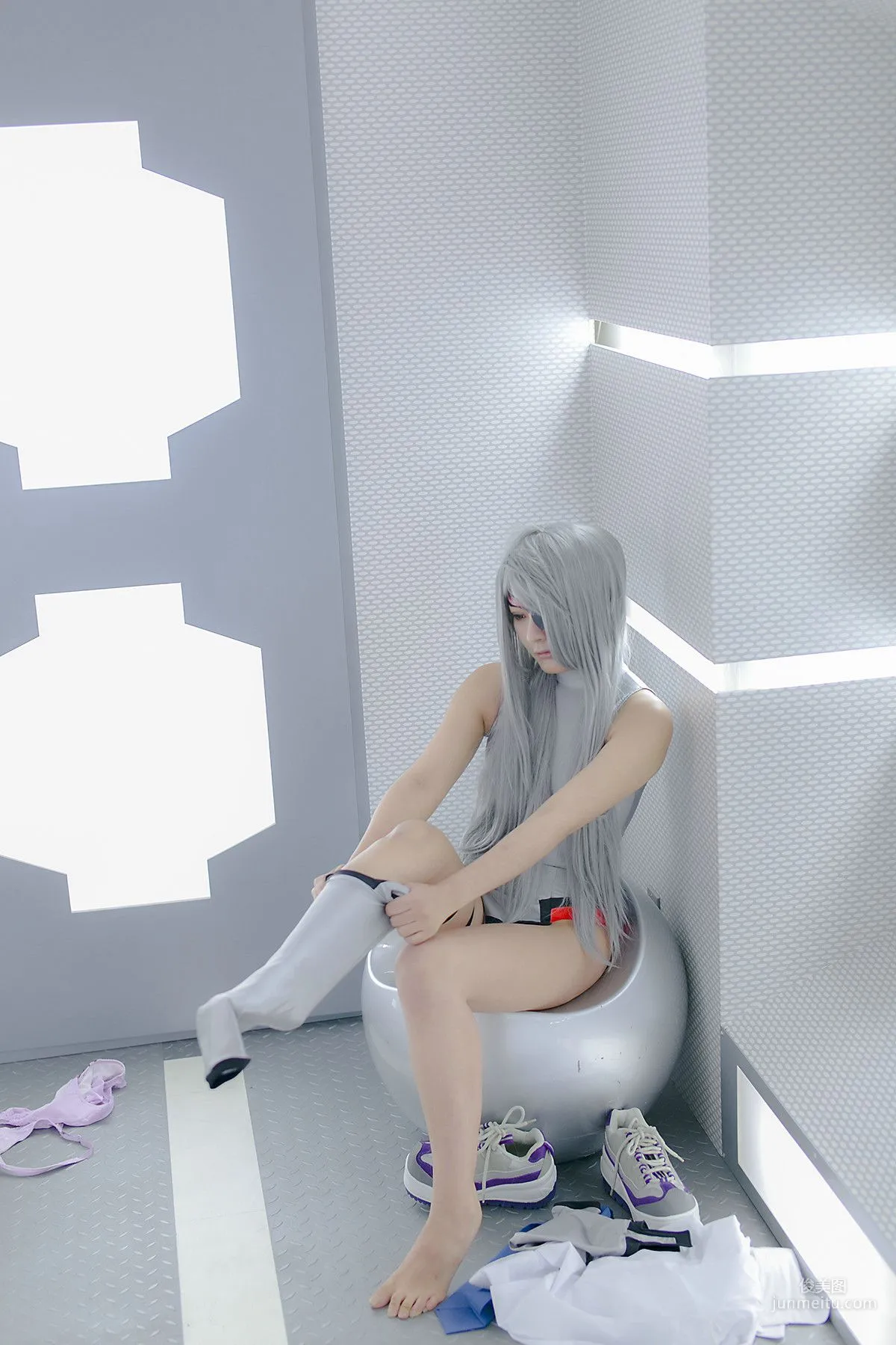 円ちゃみ 《Infinite Stratos》Laura Bodewig [sophillia] 寫真集 50