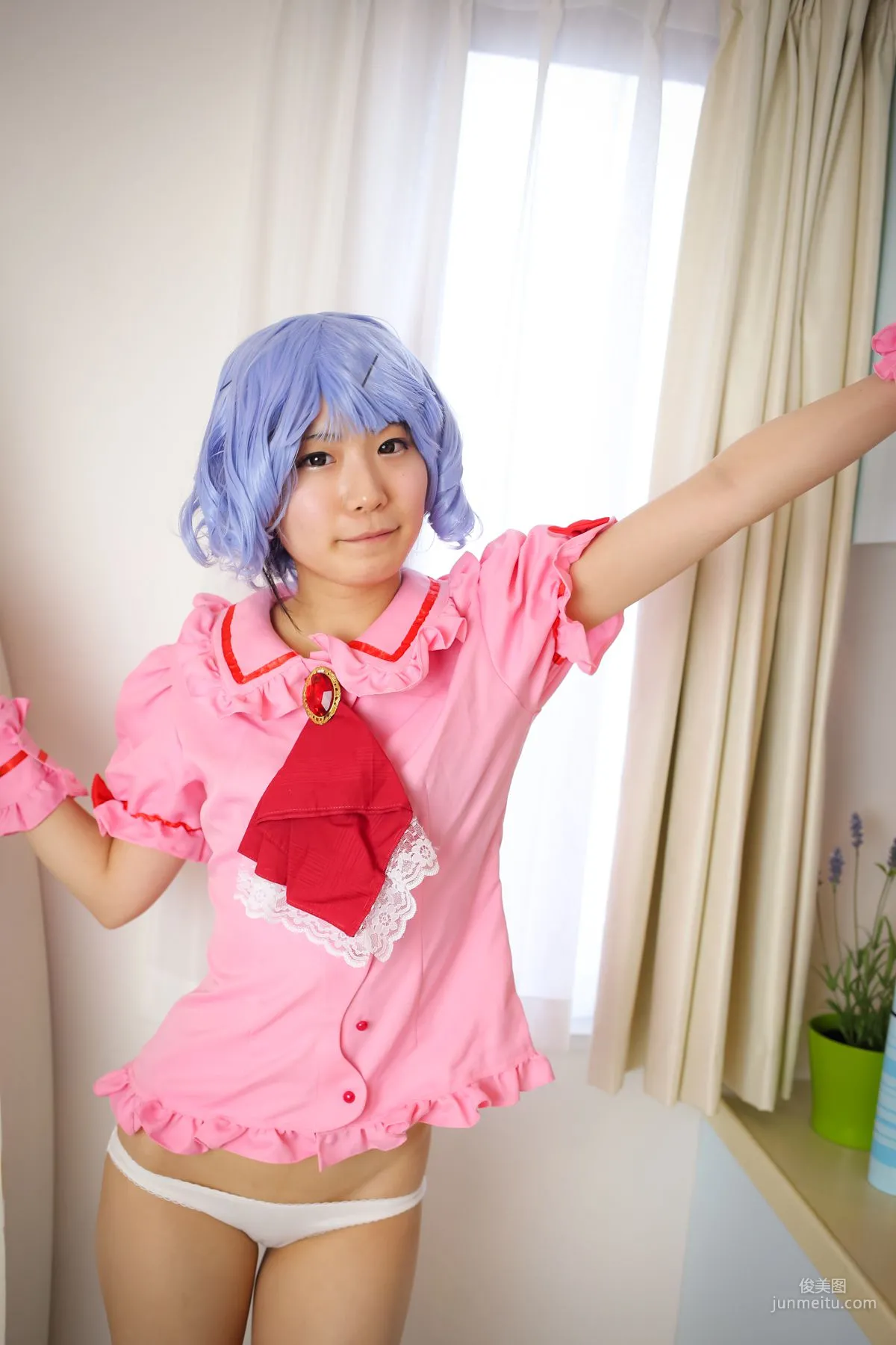 喜屋武裡奈 《東方Project》Remilia Scarlet [SEVEN DOLLS] 寫真集 73