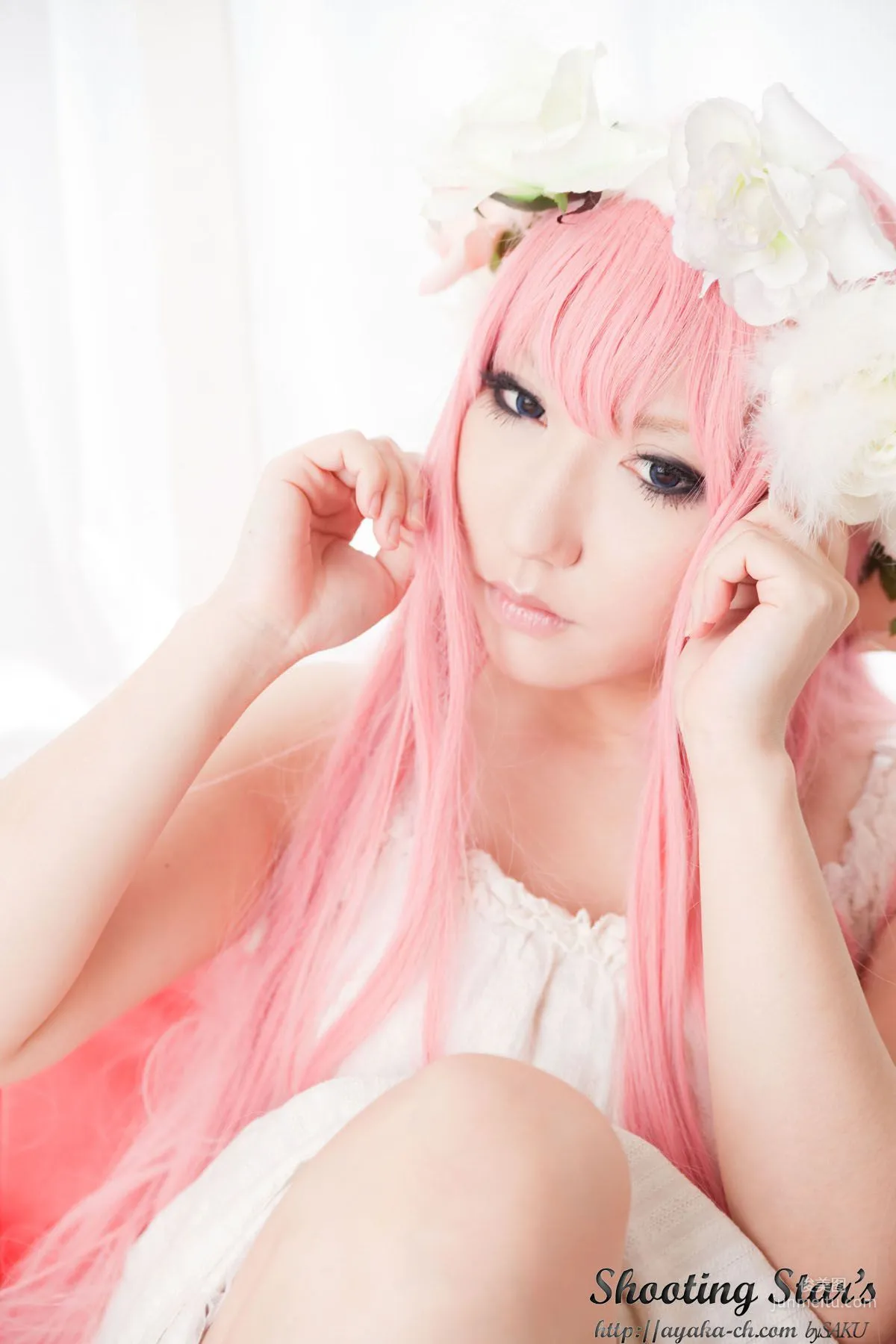 绫香 (Sakuサク) 《VOCALOID》 Megurine Luka [Shooting Star's] 寫真集 106