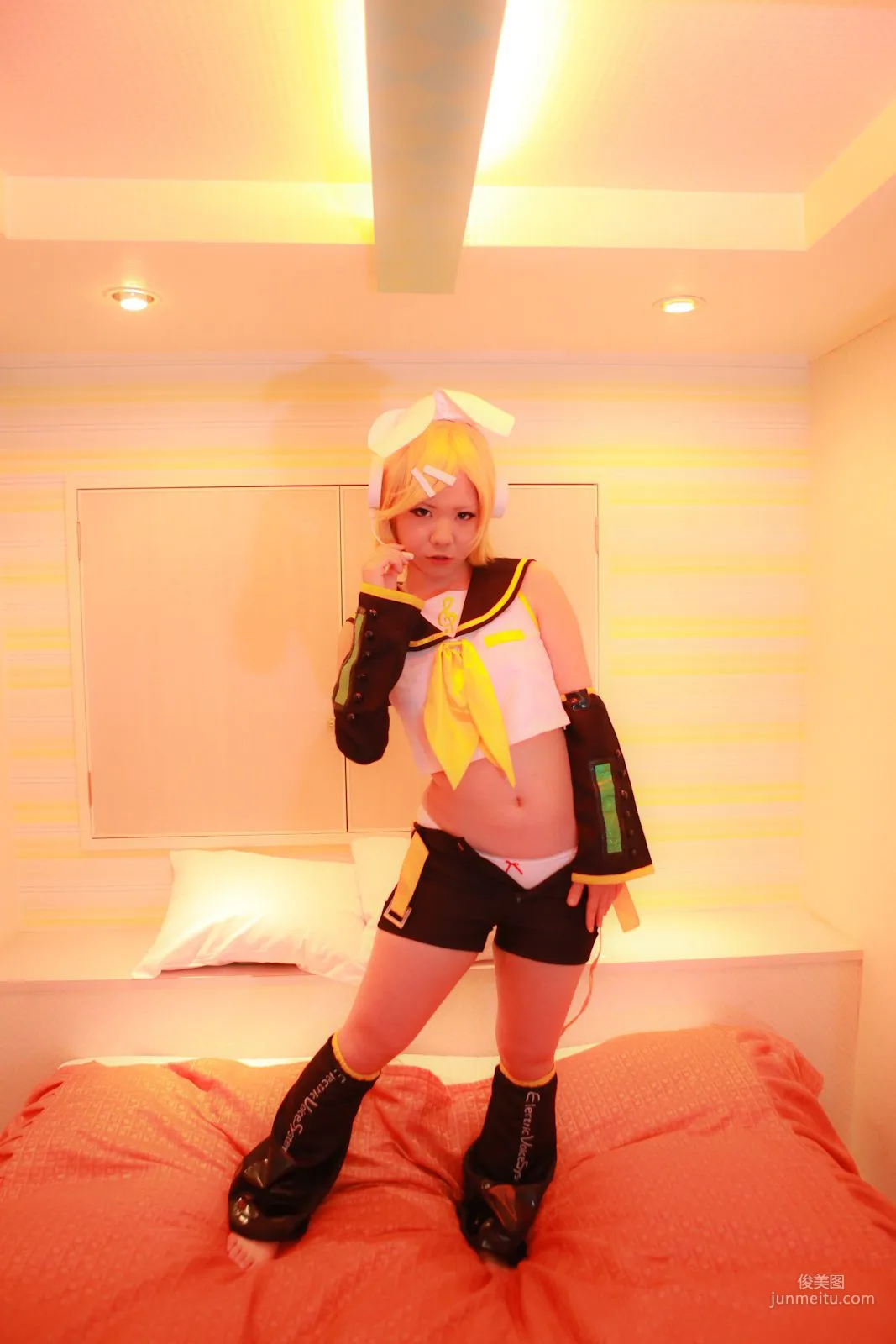田中まな《VOCALOID》鏡音リン [Cosplay Channel] 寫真集 2