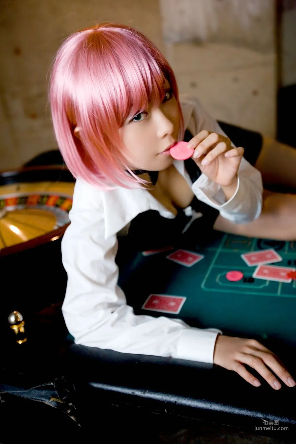 橘みなみ (Tachibana Minami) 《賭場少女》理歐・羅倫斯 3Sets 寫真集 25