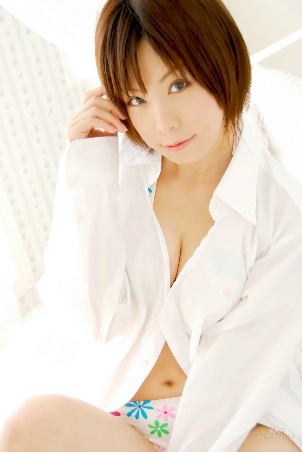 橘みなみ (Tachibana Minami) 《賭場少女》理歐・羅倫斯 3Sets 寫真集 50