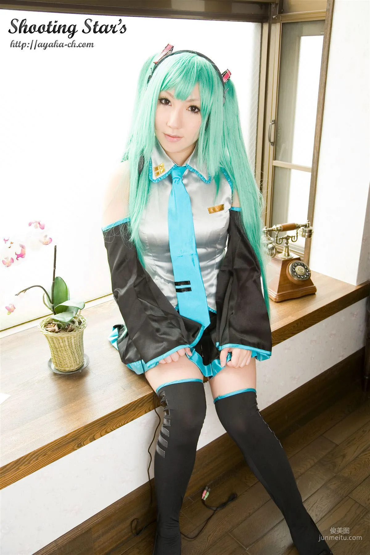 サク (绫香 Saku Ayaka) 《VOCALOID》Hatsune Miku [Shooting Star's] 寫真集 29