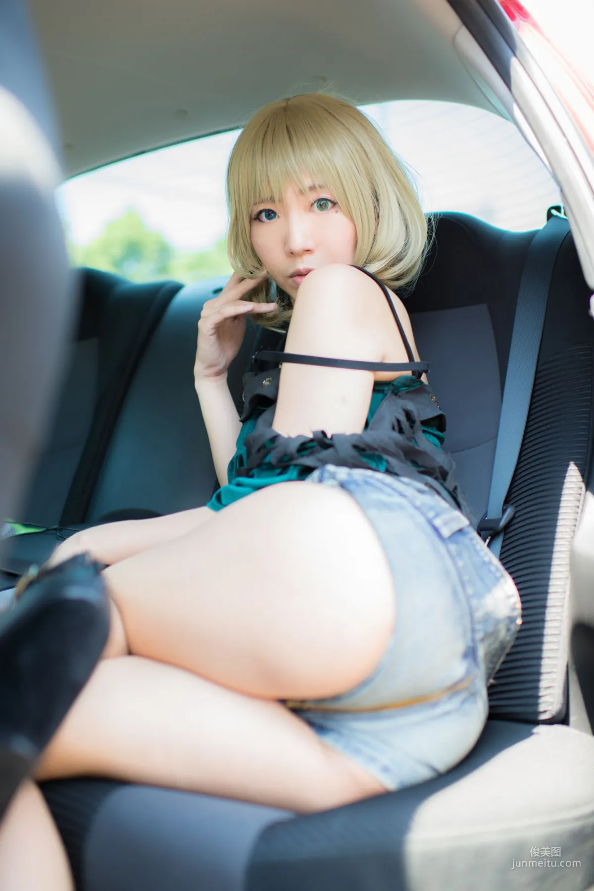 Ayane(あやね) 《Idolmaster》Takagaki Kaede(高垣楓) [Wolf Fang!!] 寫真集 64