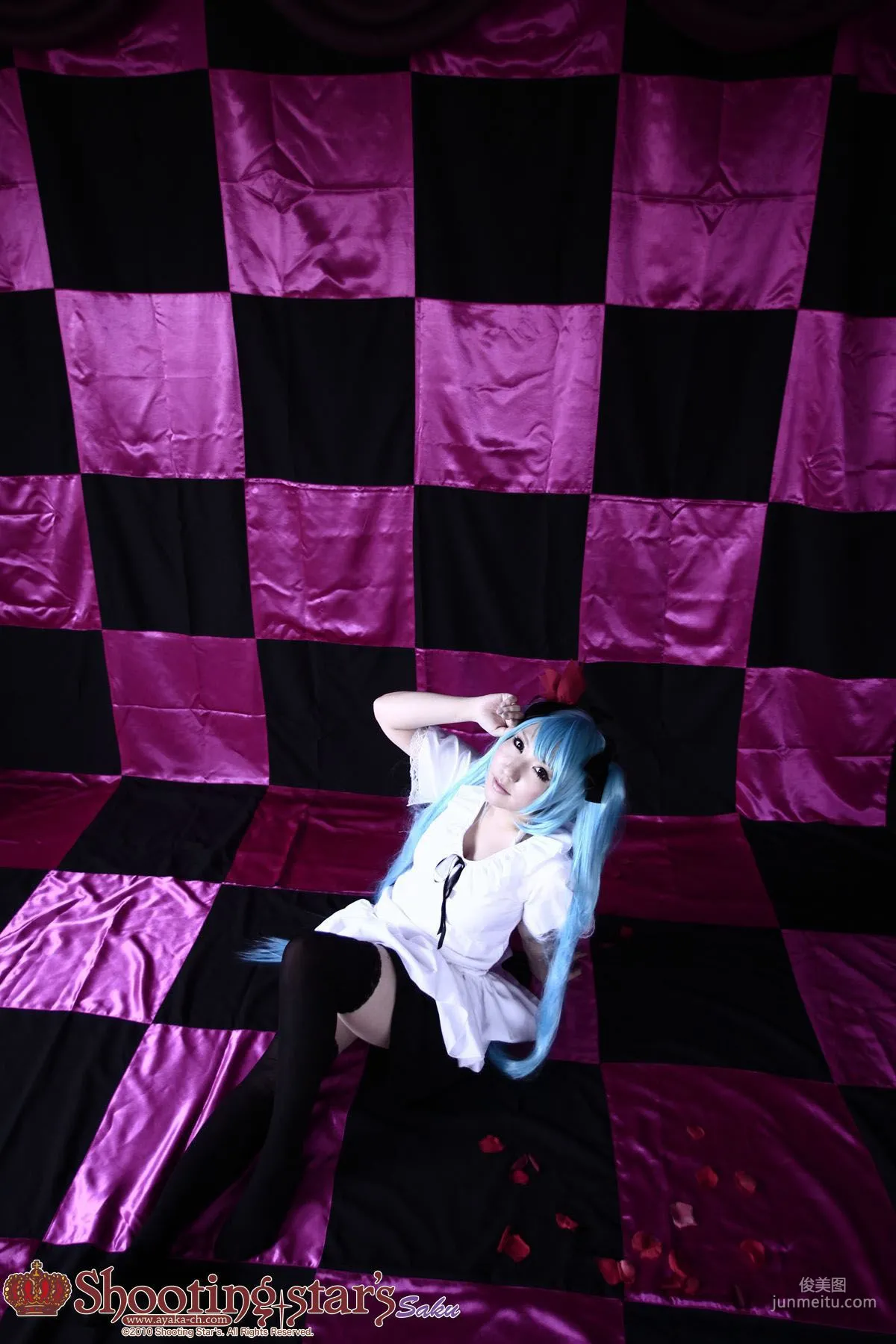 サク (Saku) 《VOCALOID》Hatsune Miku 2 [Shooting Star's] 寫真集 29