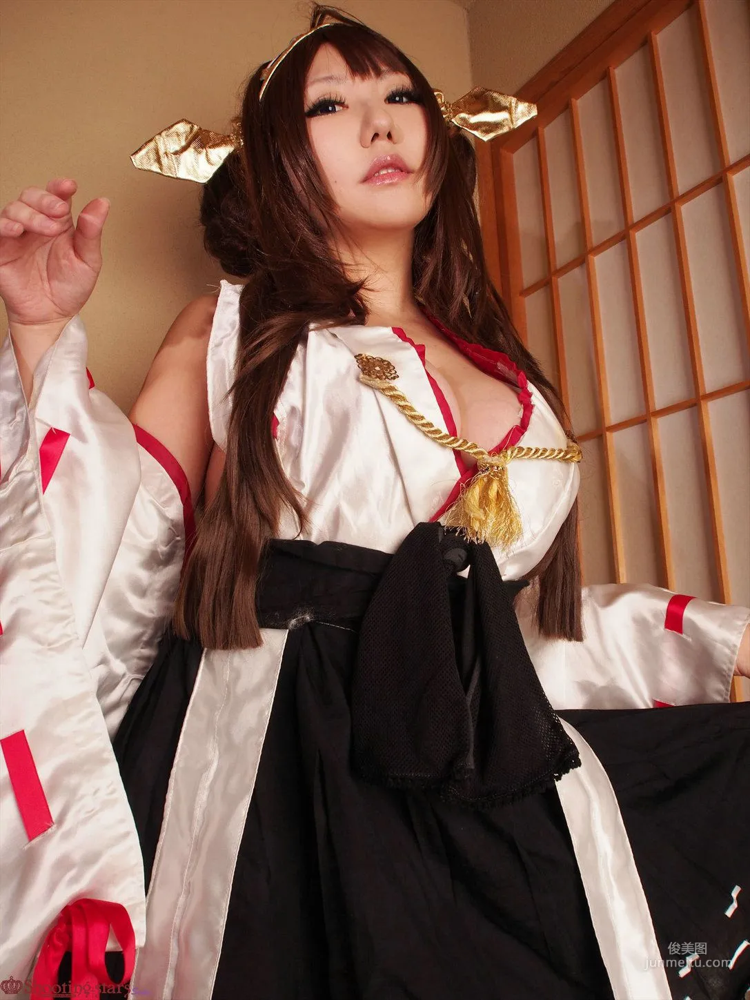 绫香サク (サク綾香 Saku Ayaka)《艦隊これくしょん》Kongou(金剛) 第三部 寫真集 41