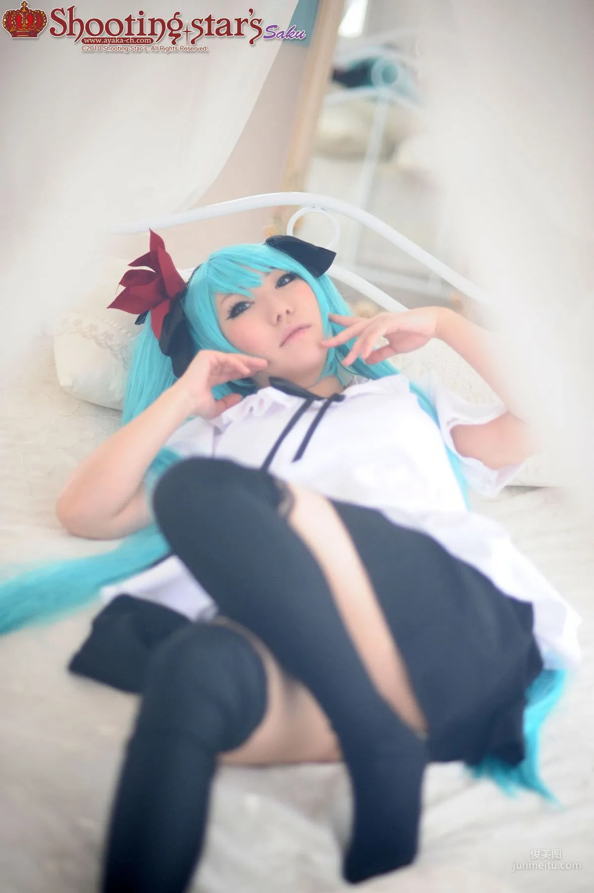 サク (Saku) 《VOCALOID》Hatsune Miku 2 [Shooting Star's] 寫真集 12