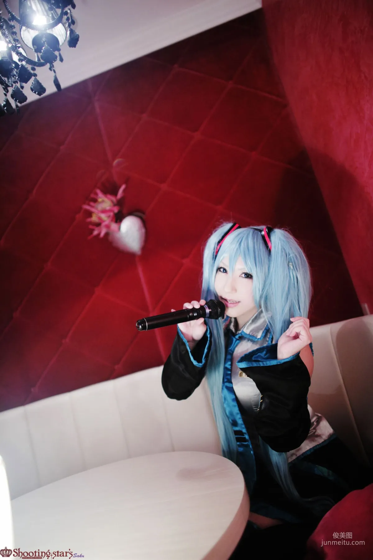 绫香 (サク) 《VOCALOID》初音ミク+鏡音リン [Shooting Star's] 寫真集 80