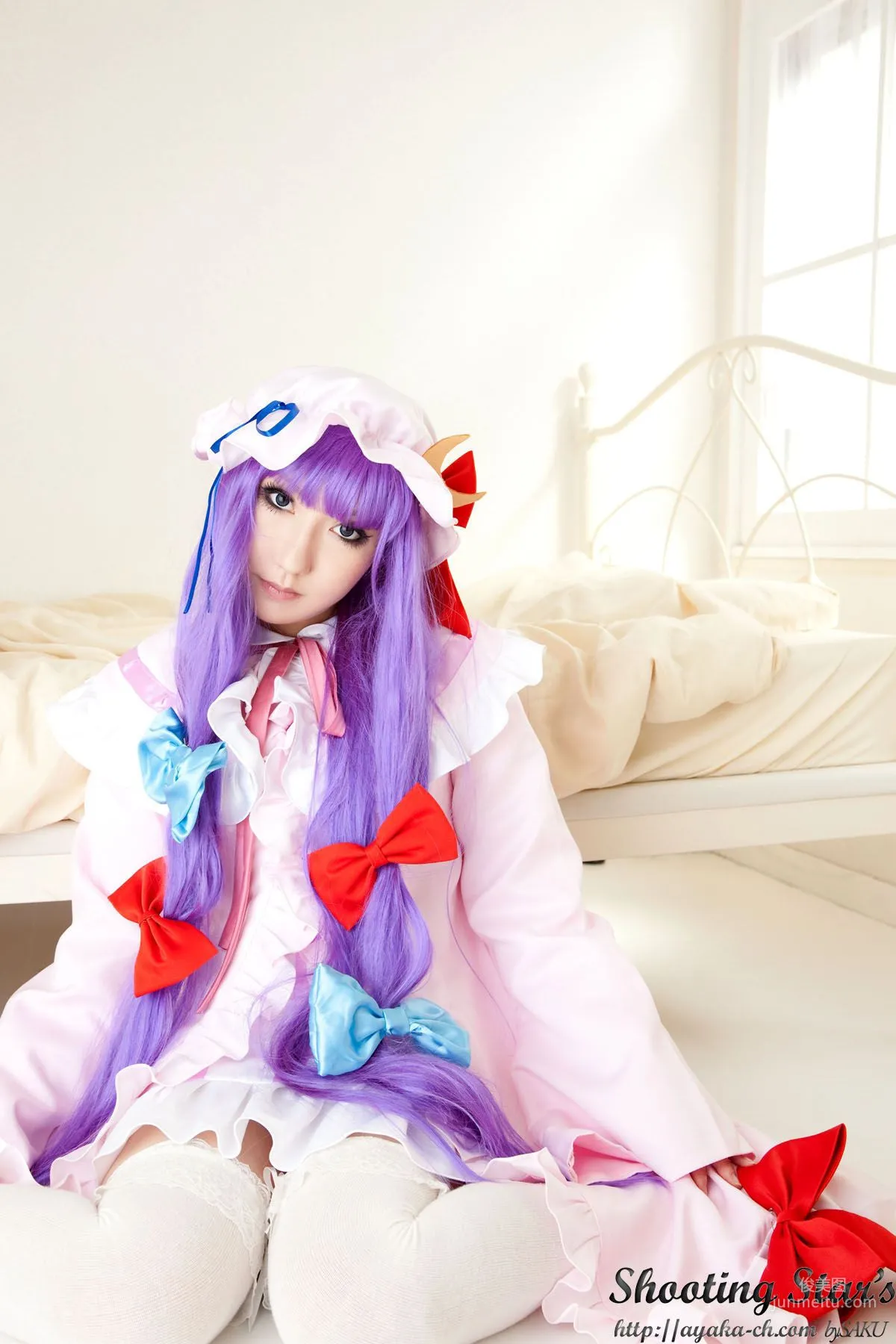 绫香サク (サク綾香 Saku Ayaka)《東方Project》Izayoi Sakuya + Patchouli Knowledge [Shooting Star's] 寫真集 15