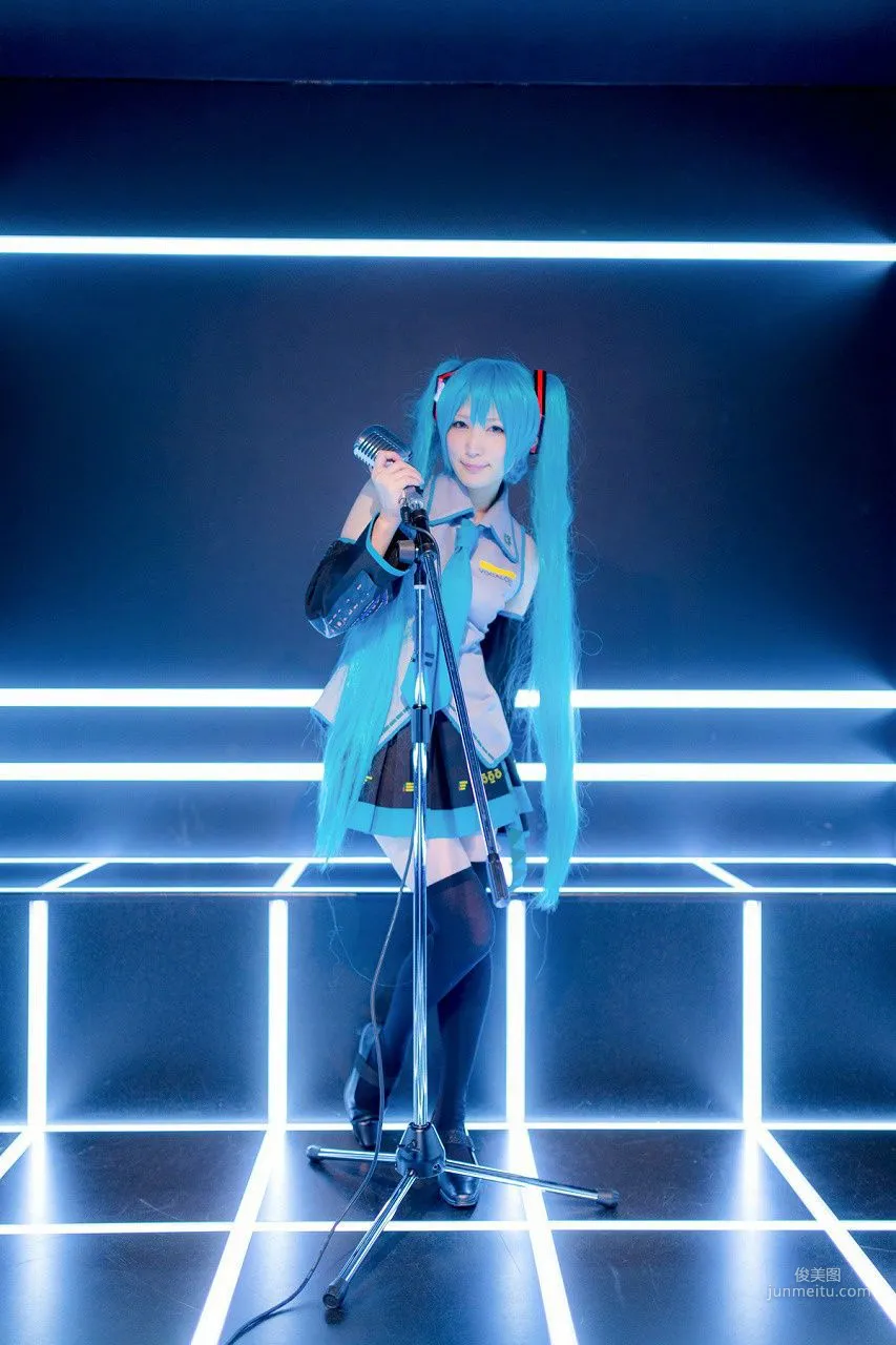 LeChat(るしゃ) 《VOCALOID》 [踊るねこ人間] 写真集40