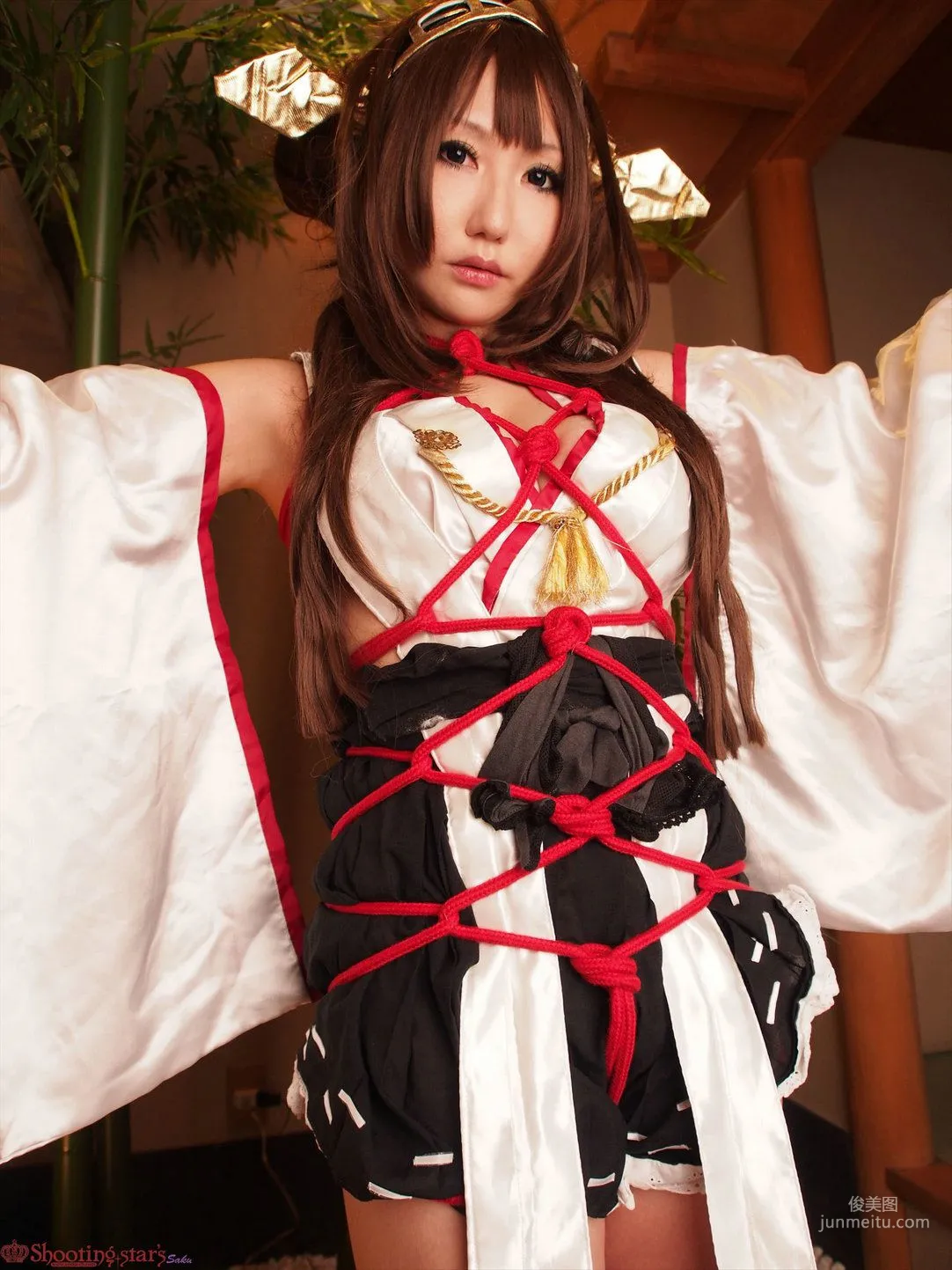 绫香サク (サク綾香 Saku Ayaka)《艦隊これくしょん》Kongou(金剛) 第三部 寫真集 85