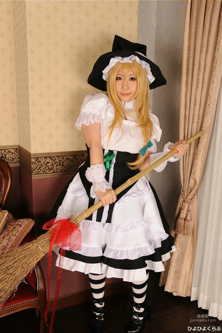 丹雫ひよ《東方Project》Kirisame Marisa [HiyoHiyo Club] 寫真集 2