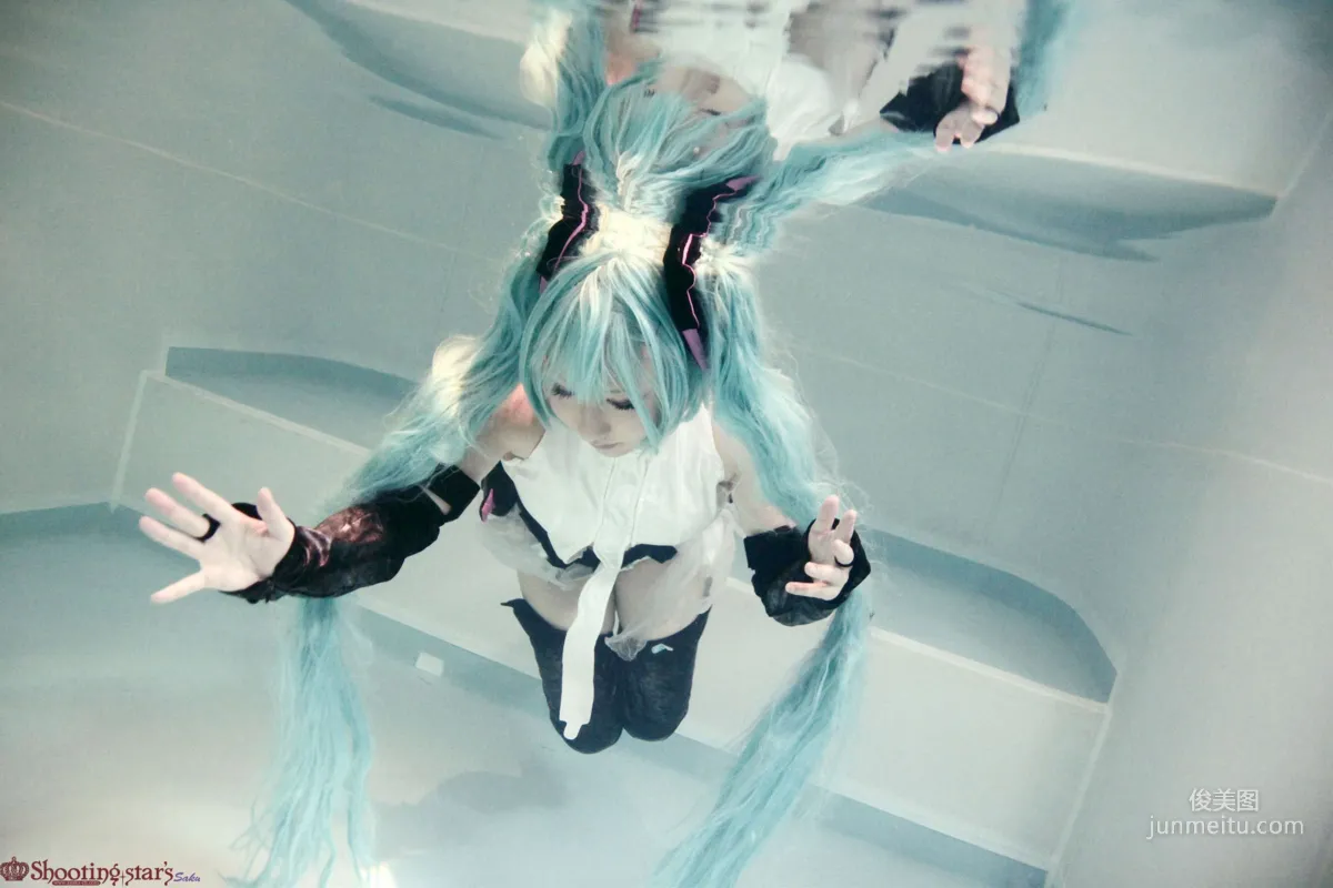 绫香 (サク) 《VOCALOID》初音ミク+鏡音リン [Shooting Star's] 寫真集 45