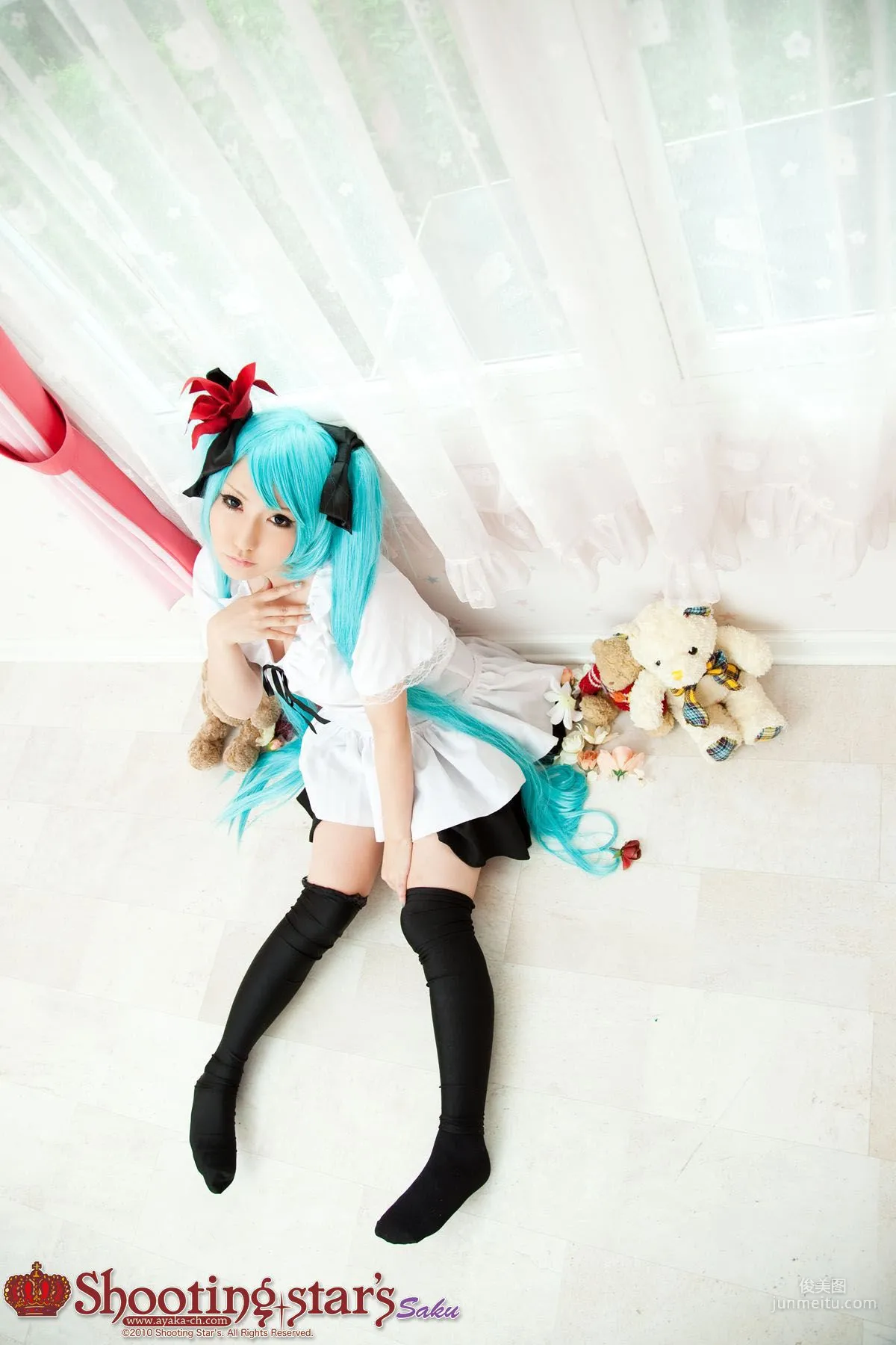 サク (Saku) 《VOCALOID》Hatsune Miku 2 [Shooting Star's] 寫真集 44