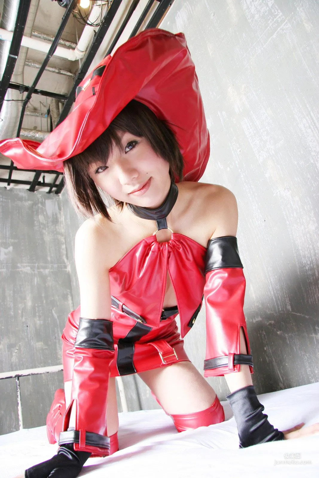 華群みさき(Hanamura Misaki) 《Guilty Gear》 Dizzy [HONEY BUNNY] 寫真集 82