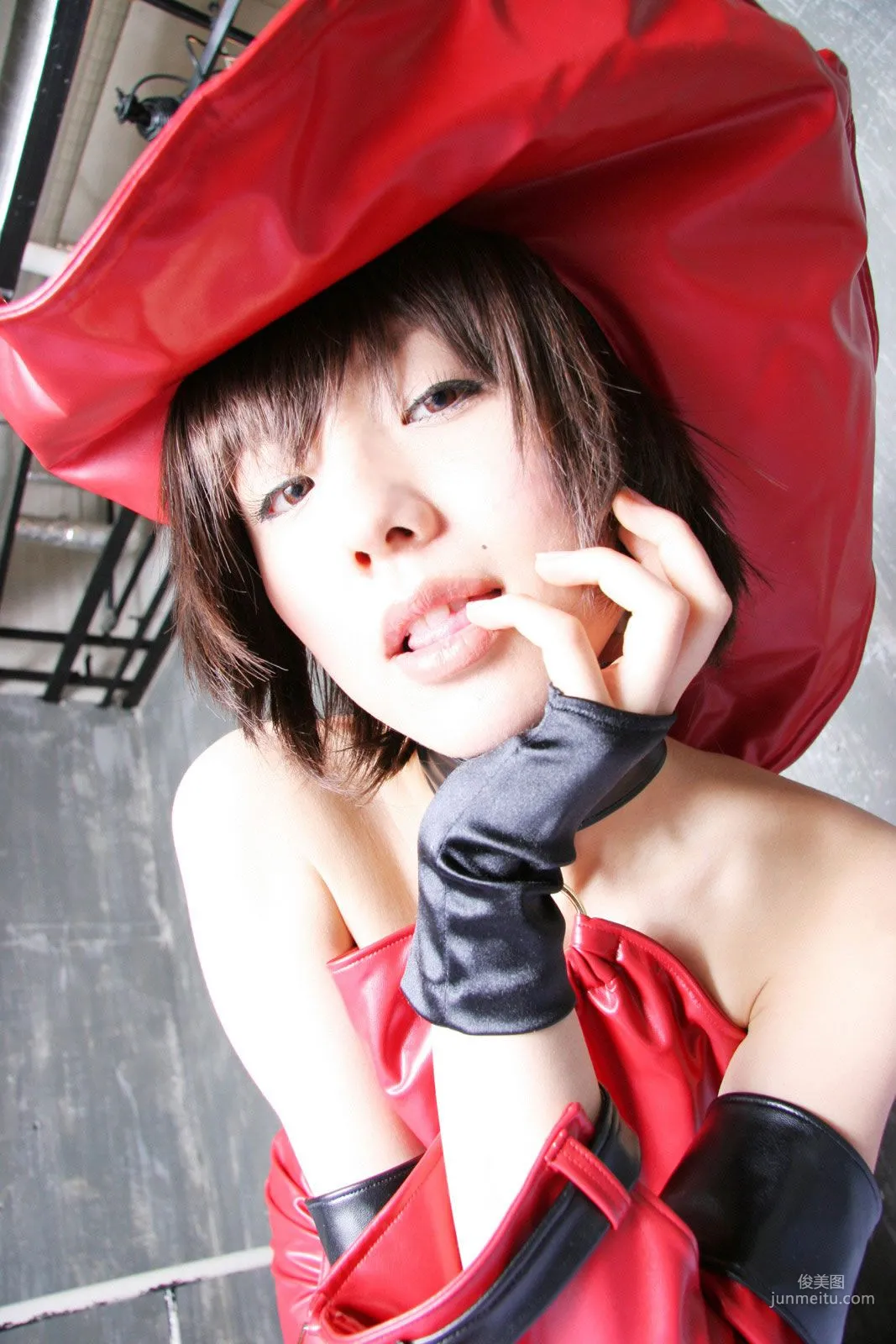 華群みさき(Hanamura Misaki) 《Guilty Gear》 Dizzy [HONEY BUNNY] 寫真集 89