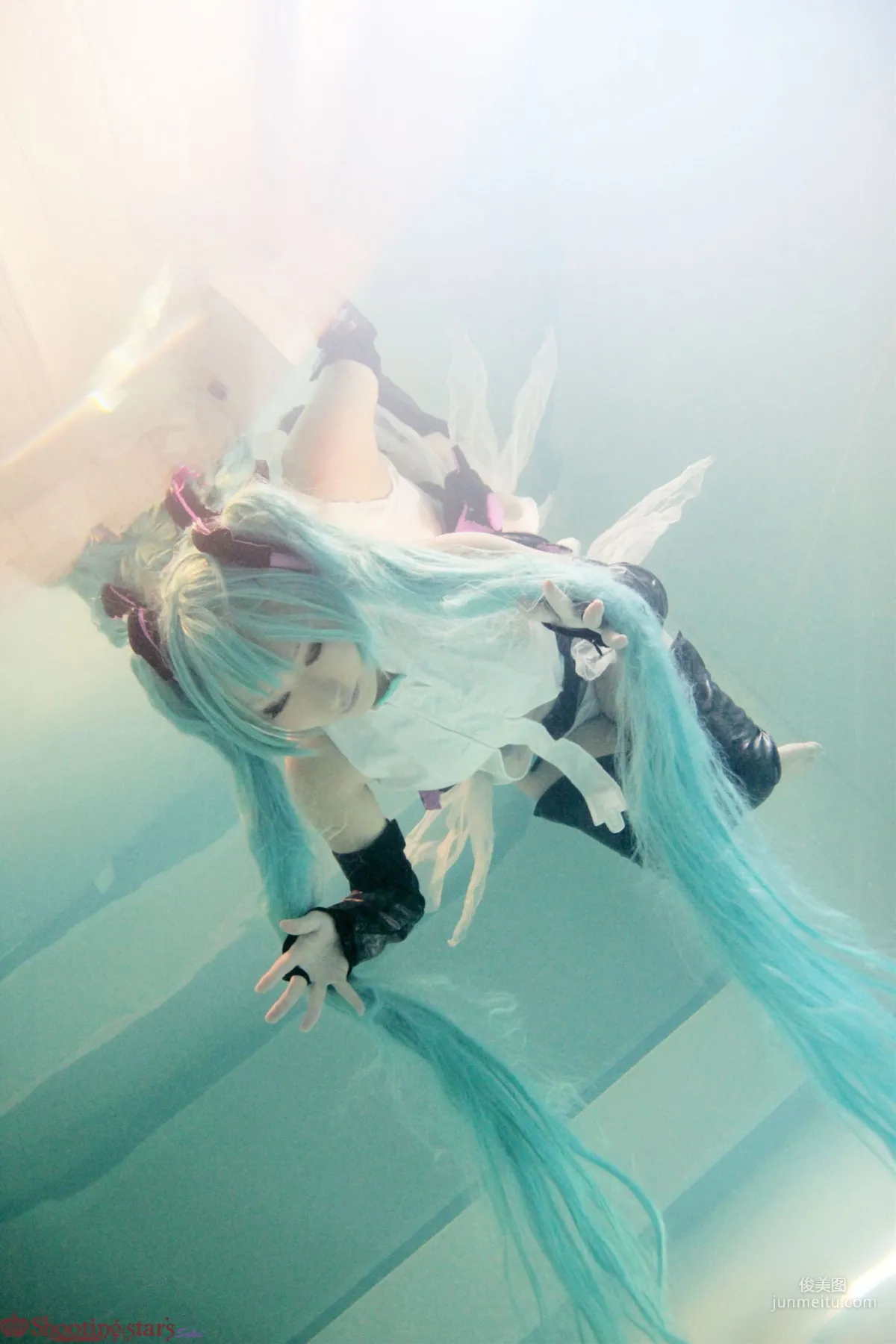 绫香 (サク) 《VOCALOID》初音ミク+鏡音リン [Shooting Star's] 寫真集 51