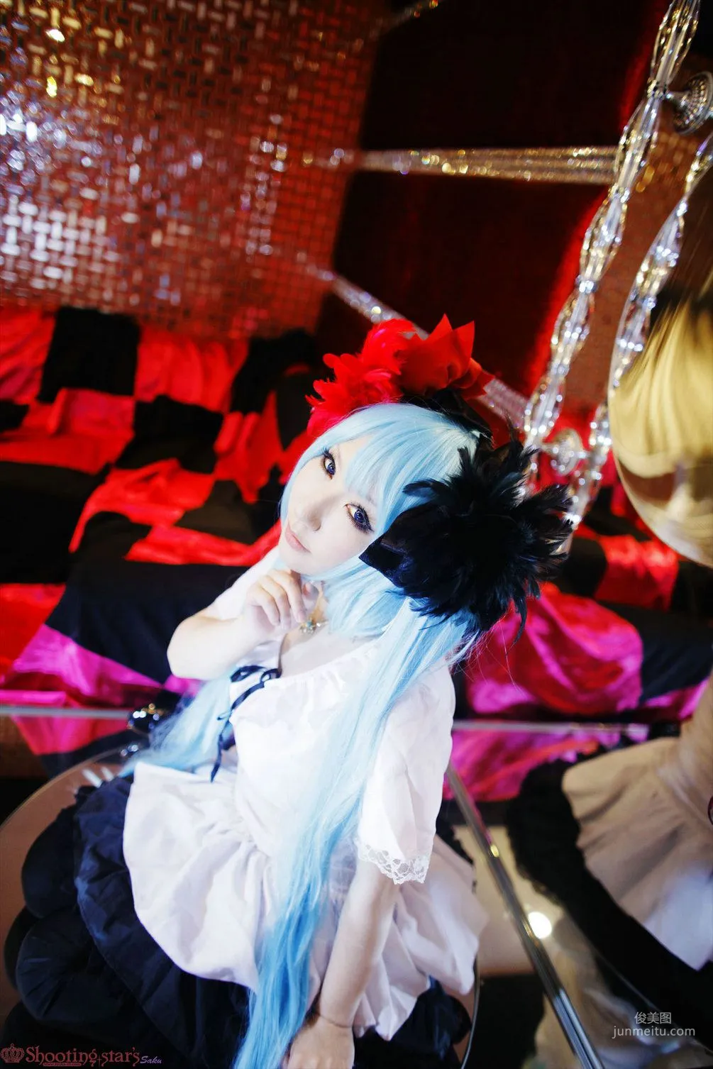 サク (Saku) 《VOCALOID》Miku+GUMI+MEIKO [Shooting Star's] 寫真集 15