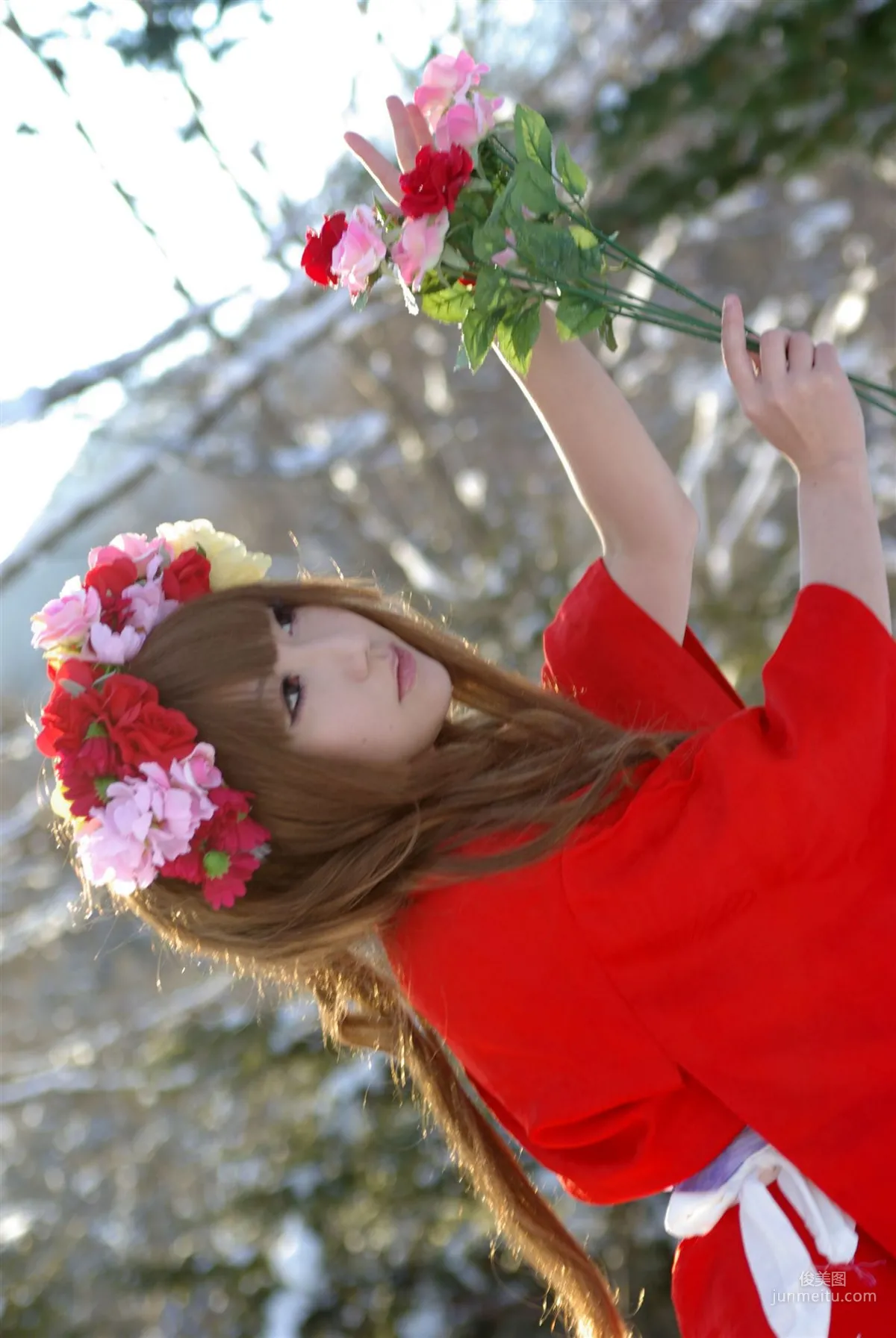 サク (绫香) 《霞んでく記憶の中に雪 貴方の為に祈つた》 寫真集 107