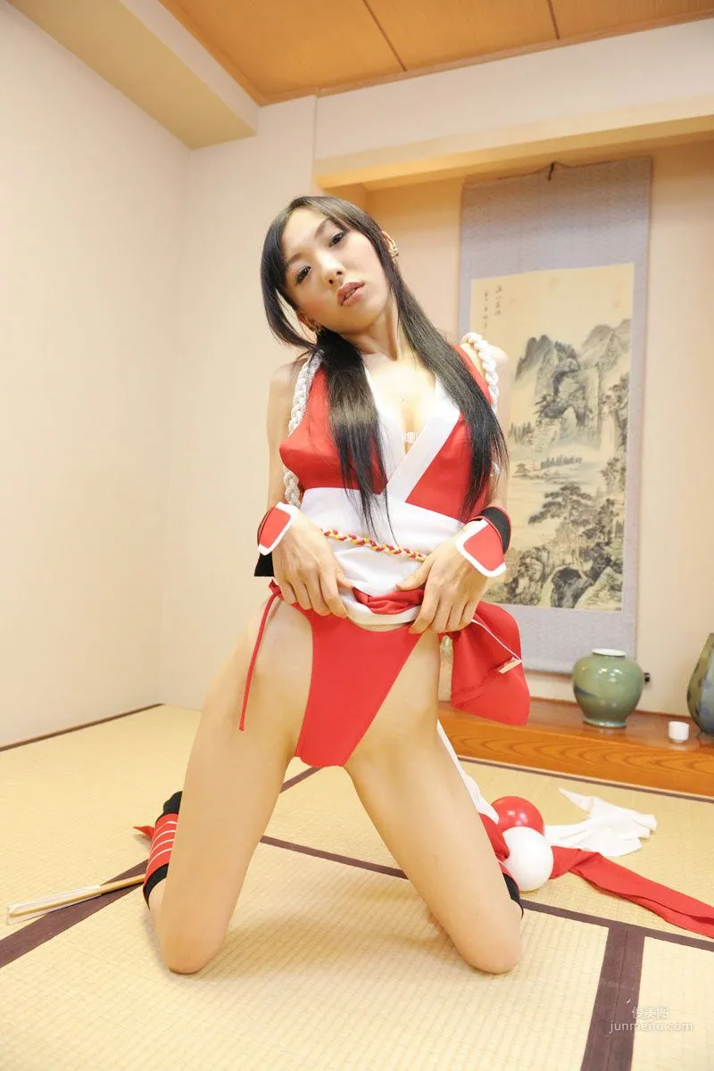 華群みさき 《KING OF FIGHTERS》MAI SHIRANUI 寫真集 14