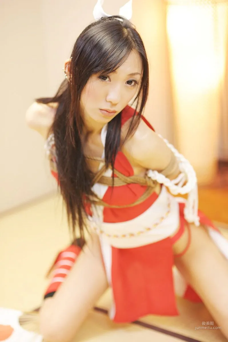 華群みさき 《KING OF FIGHTERS》MAI SHIRANUI 寫真集 23