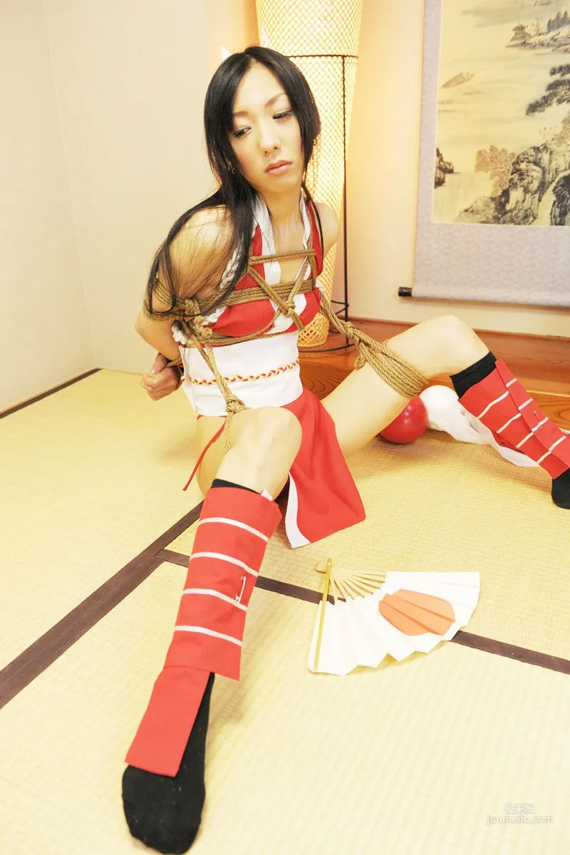 華群みさき 《KING OF FIGHTERS》MAI SHIRANUI 寫真集 19