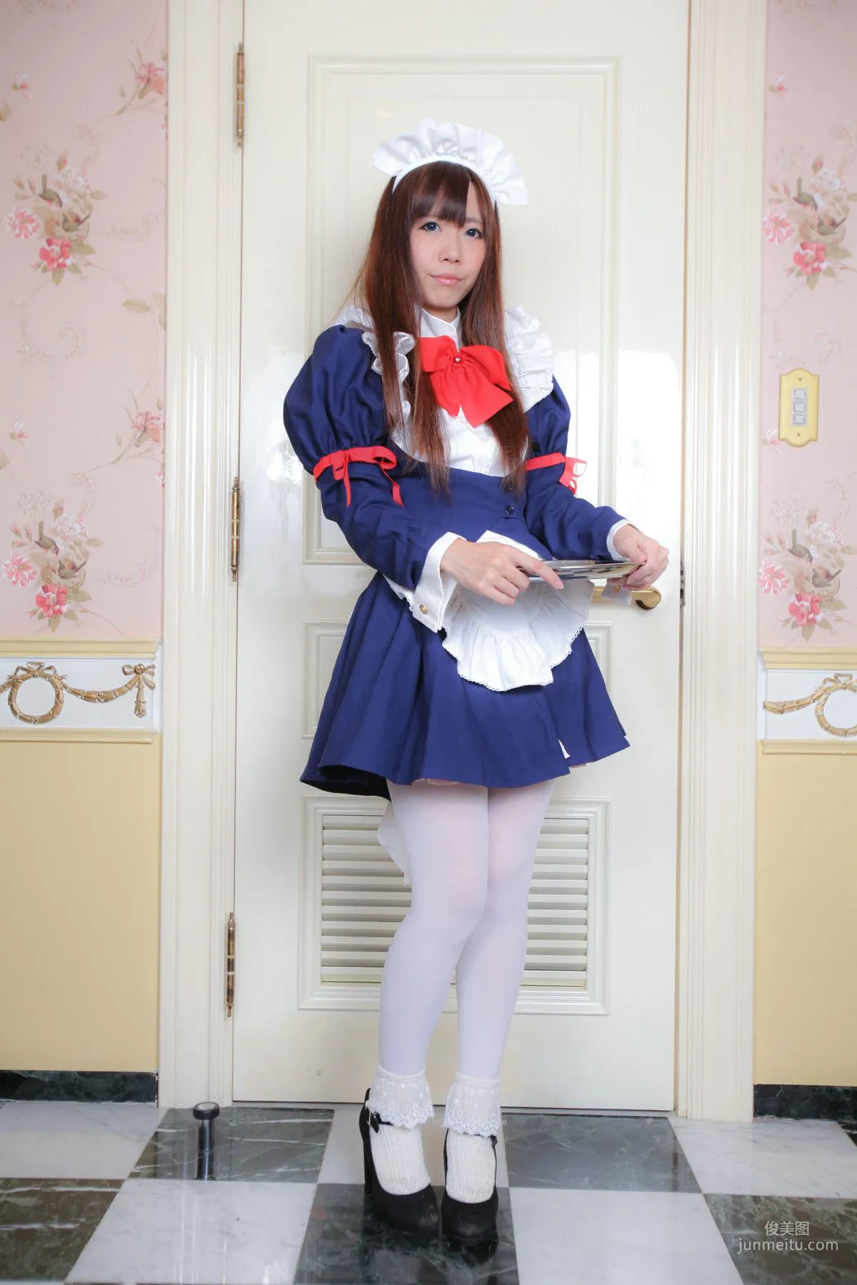 Ayane《殻の中の小鳥》Crea Bartoon [Wolf Fang!!] 写真集1