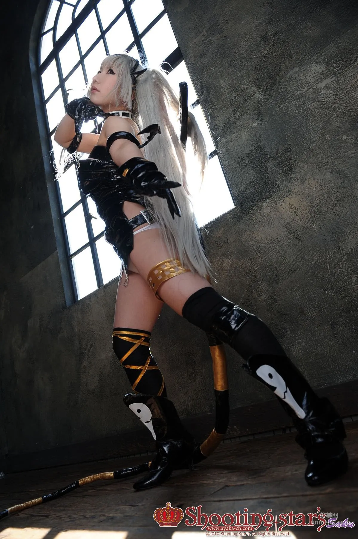 サク (绫香) 《Queen's Blade》Alice(アリス) [Shooting Star's] 寫真集 36