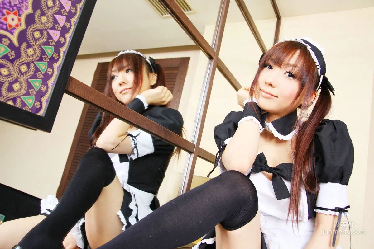 華群みさき 《Queen's Blade》Airi+《Samurai Spirits》Iroha [HONEY BUNNY] 寫真集 23