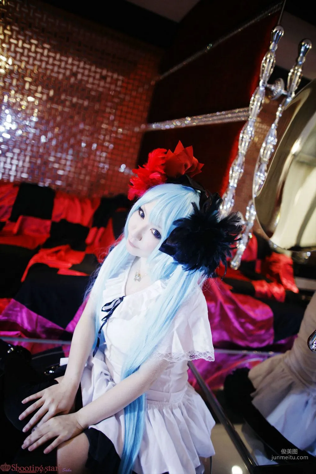 サク (Saku) 《VOCALOID》Miku+GUMI+MEIKO [Shooting Star's] 寫真集 12