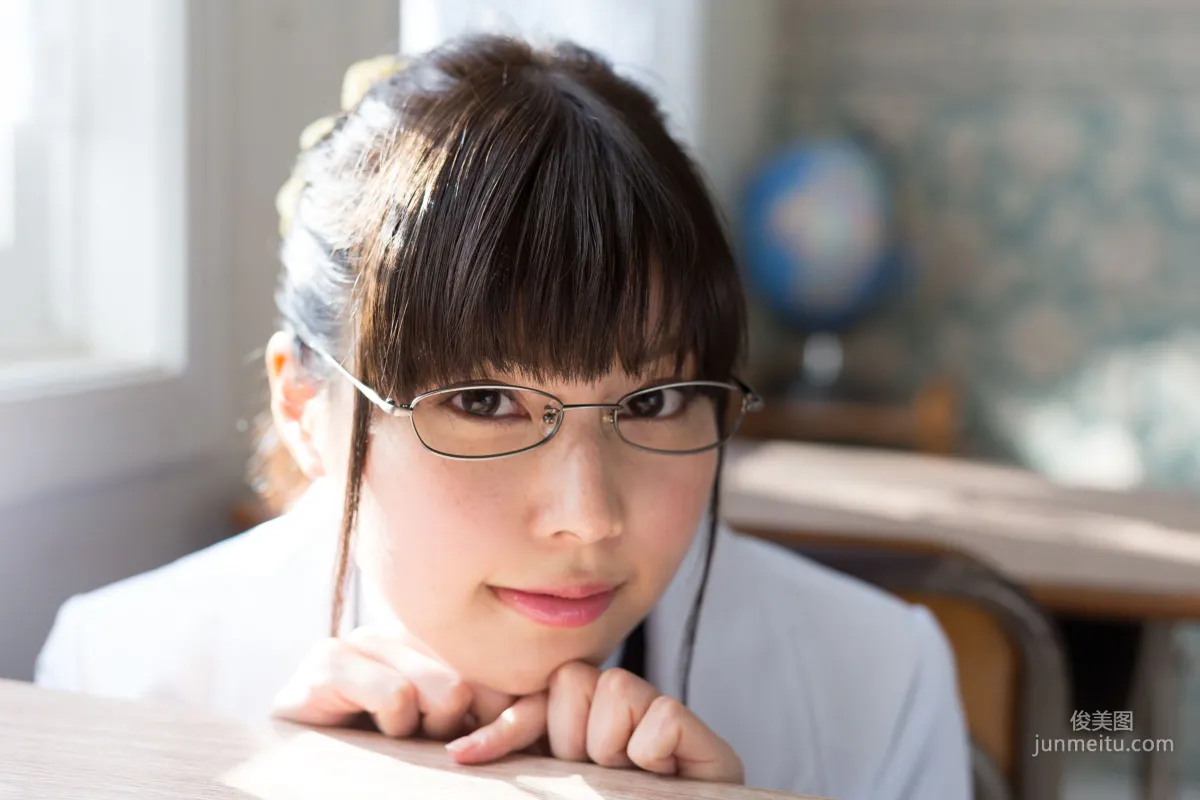 彩城ゆりな (彩城優裡菜) 《僕は友達が少ない》Shiguma Rika(志熊理科) [bit(ビット)] 寫真集 9