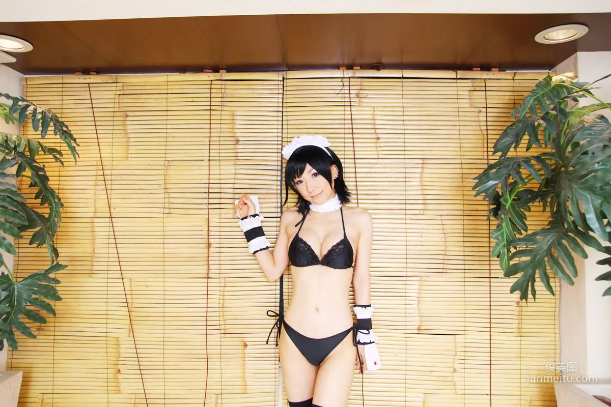 華群みさき 《Queen's Blade》Airi+《Samurai Spirits》Iroha [HONEY BUNNY] 寫真集 50