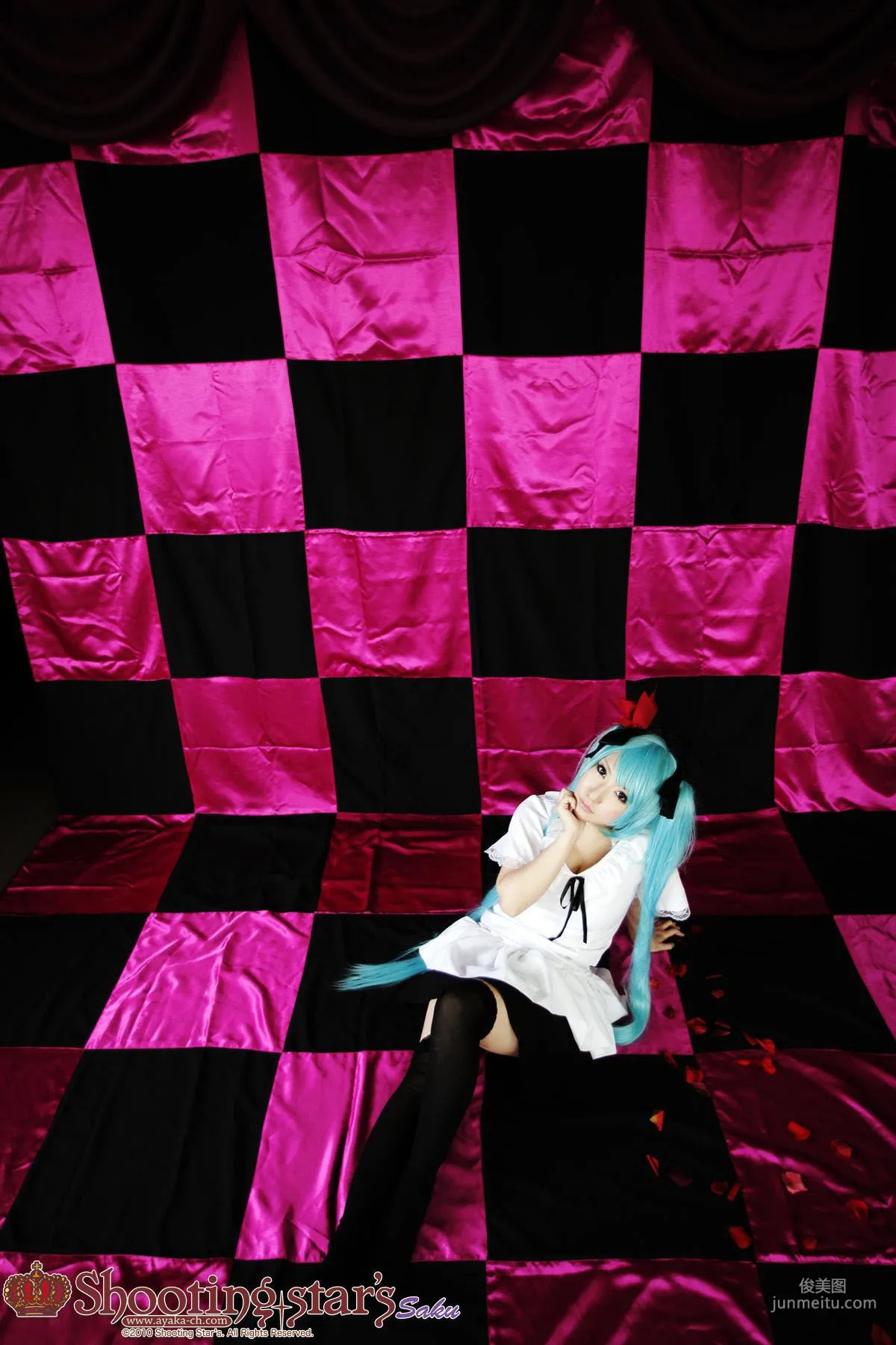 サク (Saku) 《VOCALOID》Hatsune Miku 2 [Shooting Star's] 寫真集 51