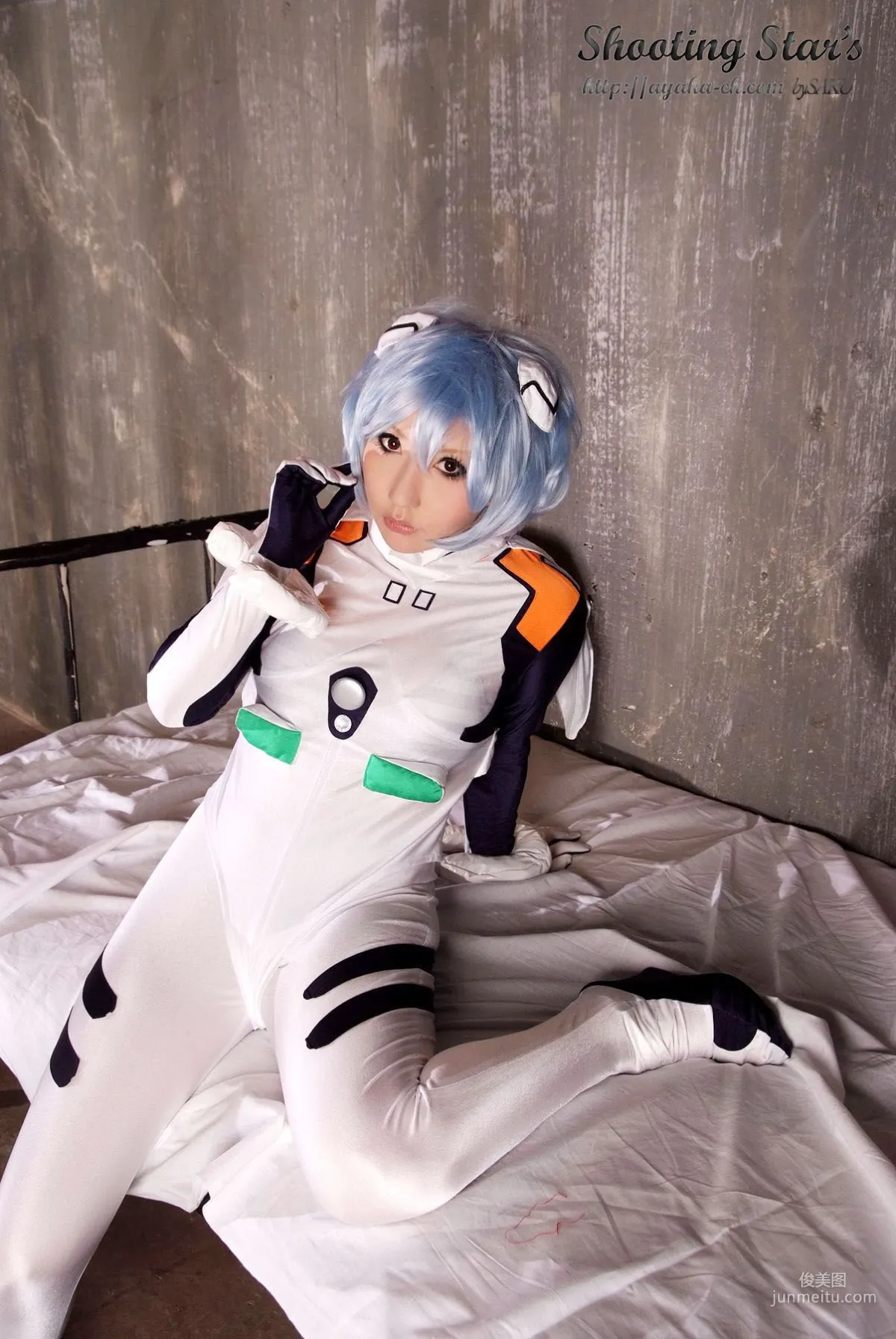 サク (绫香) 《Shinseiki Evangelion》Ayanami Rei [Shooting Star's] 寫真集 48
