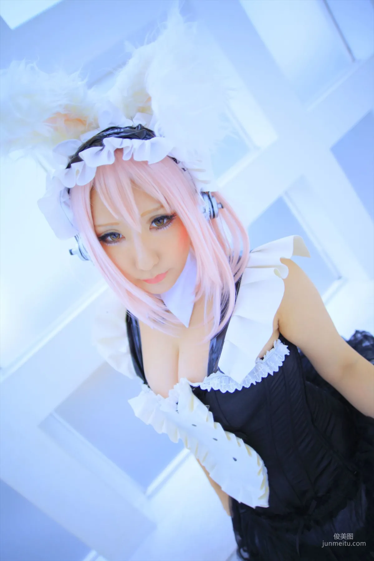 サク (Saku) 《Sonicomi》Super Sonico [Shooting Star's] 寫真集 69